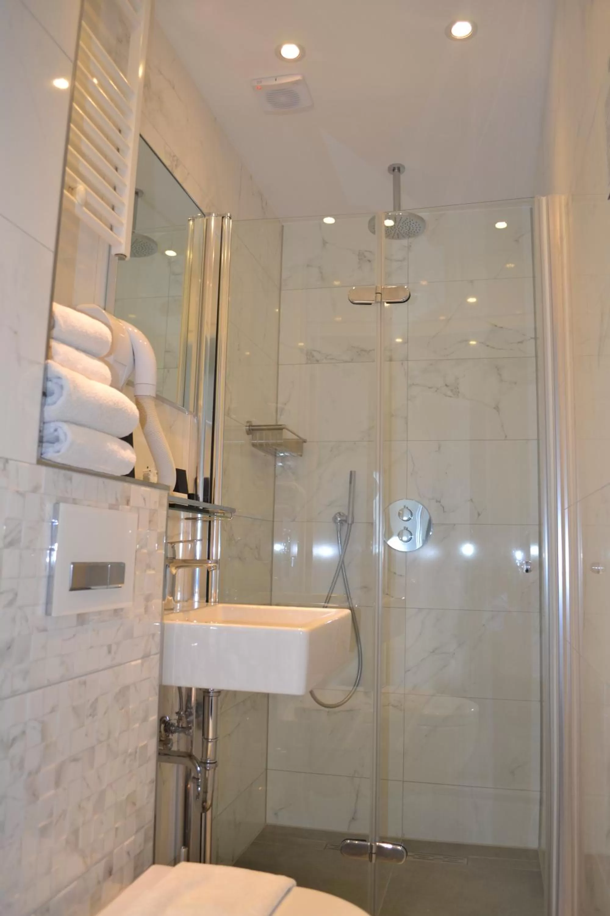 Bathroom in Alp Hotel