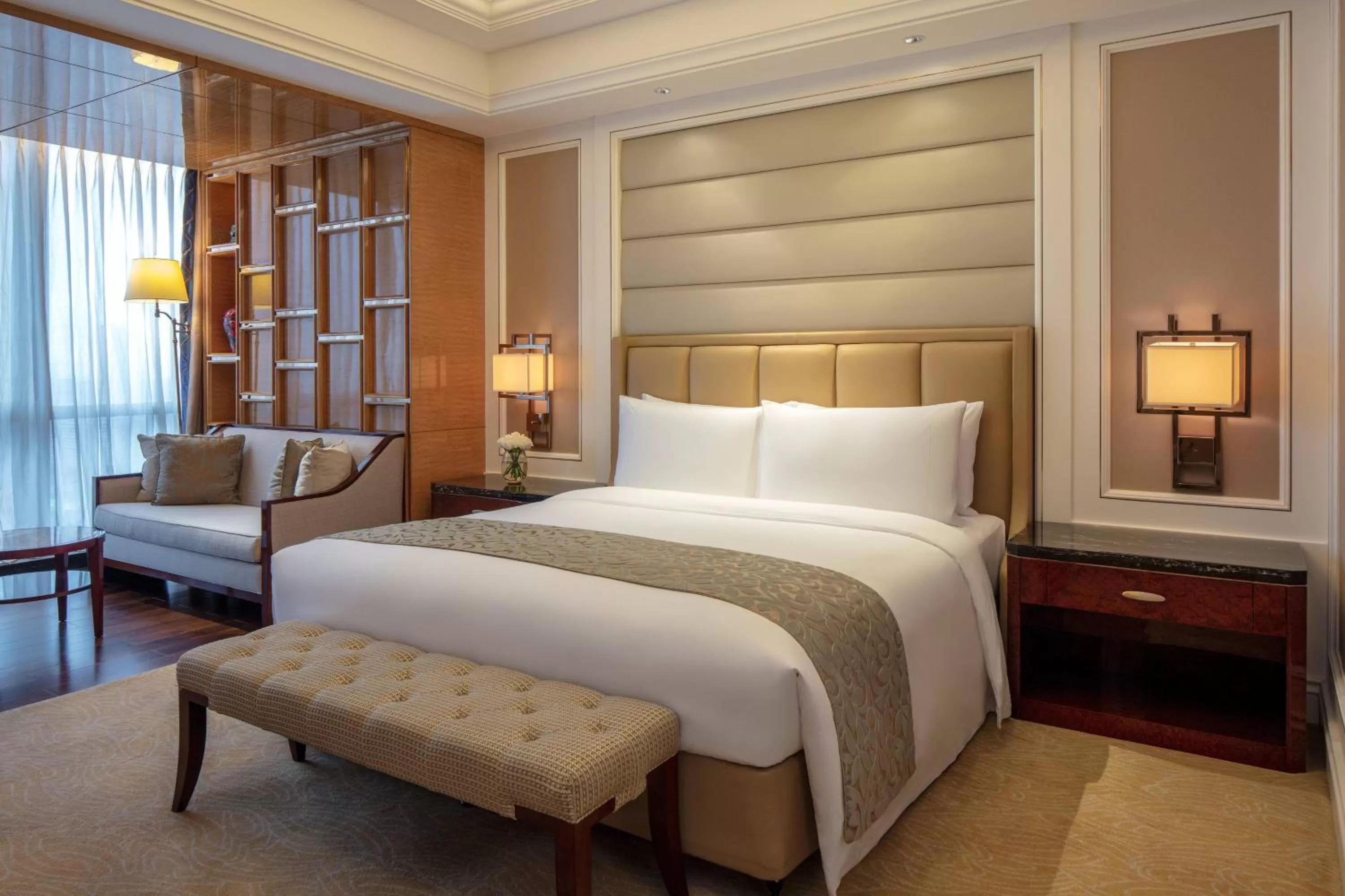 Photo of the whole room, Bed in The Ritz-Carlton, Chengdu