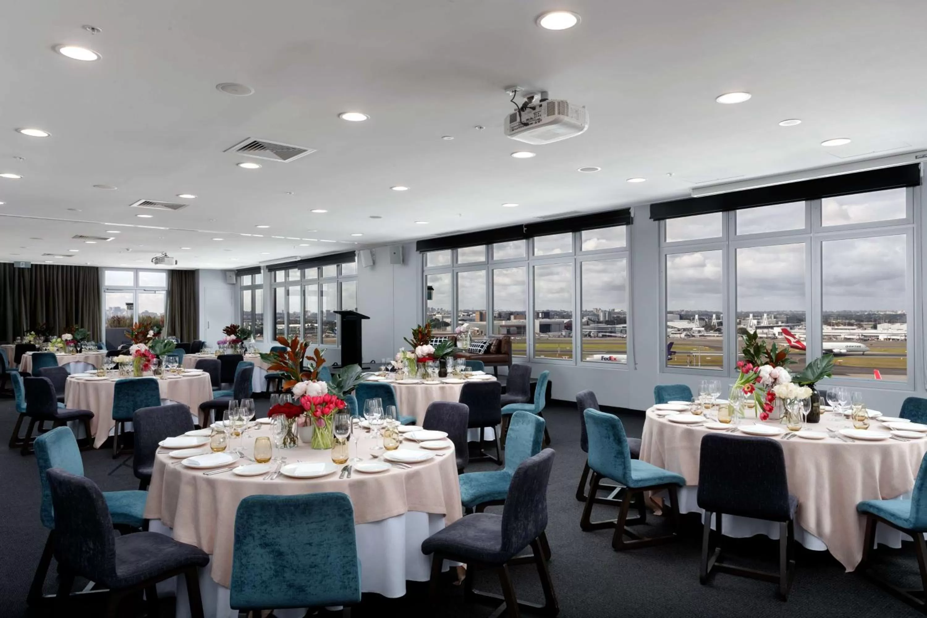 Meeting/conference room in Rydges Sydney Airport Hotel