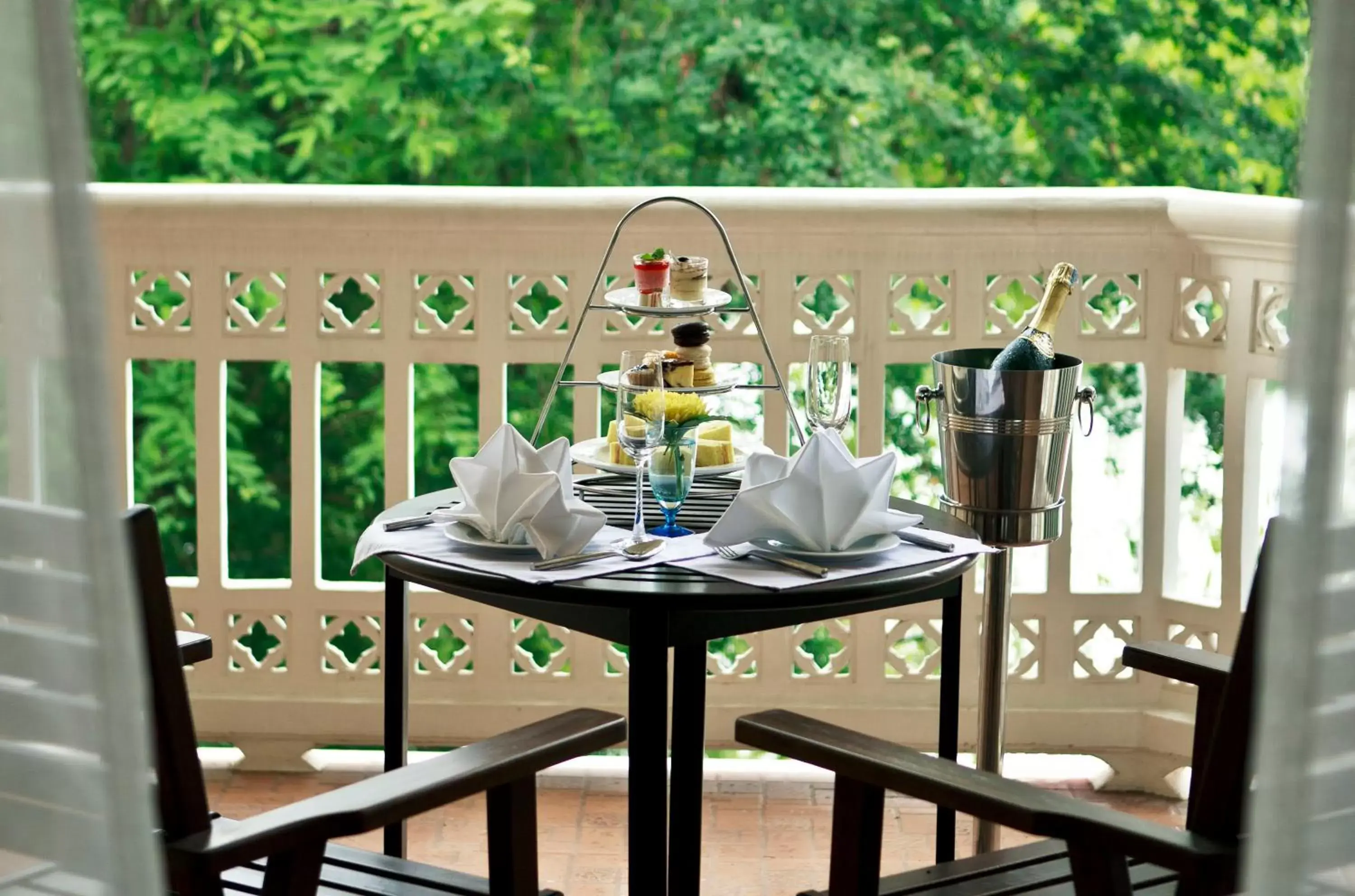 Deluxe Family Room in Dheva Mantra Resort Deluxe Family Room in Dheva Mantra Resort