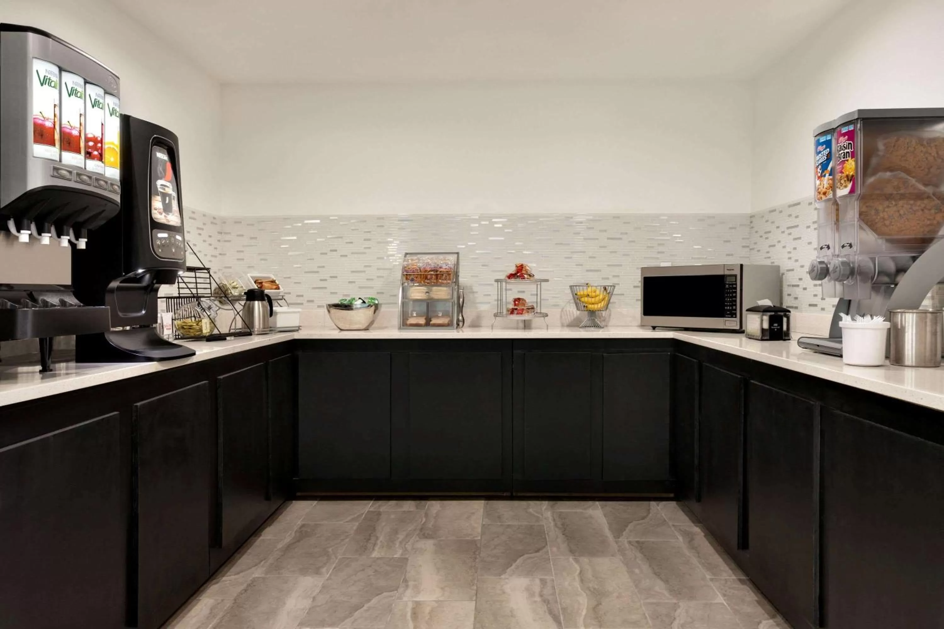 Restaurant/places to eat in Super 8 by Wyndham Olive Branch