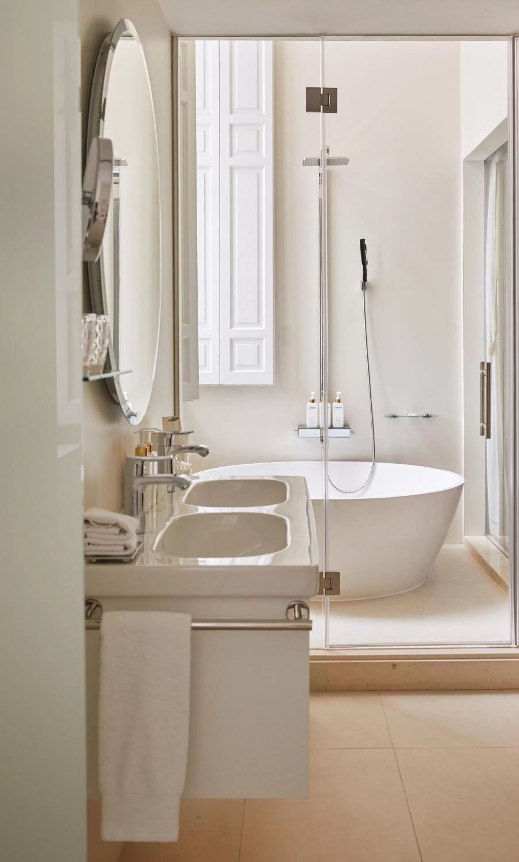 Bathroom in Palacio de los Duques Gran Meliá - The Leading Hotels of the World