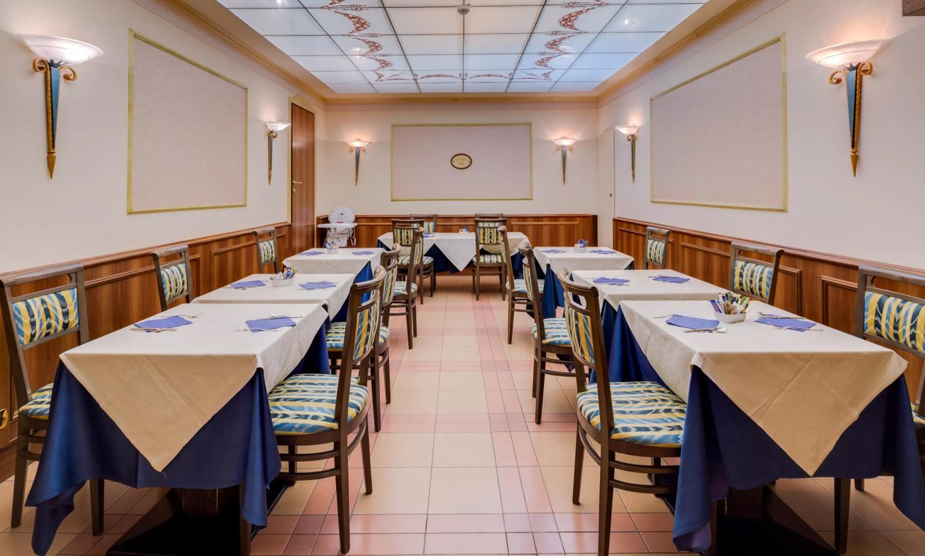 Buffet breakfast in Hotel San Donato - Bologna centro