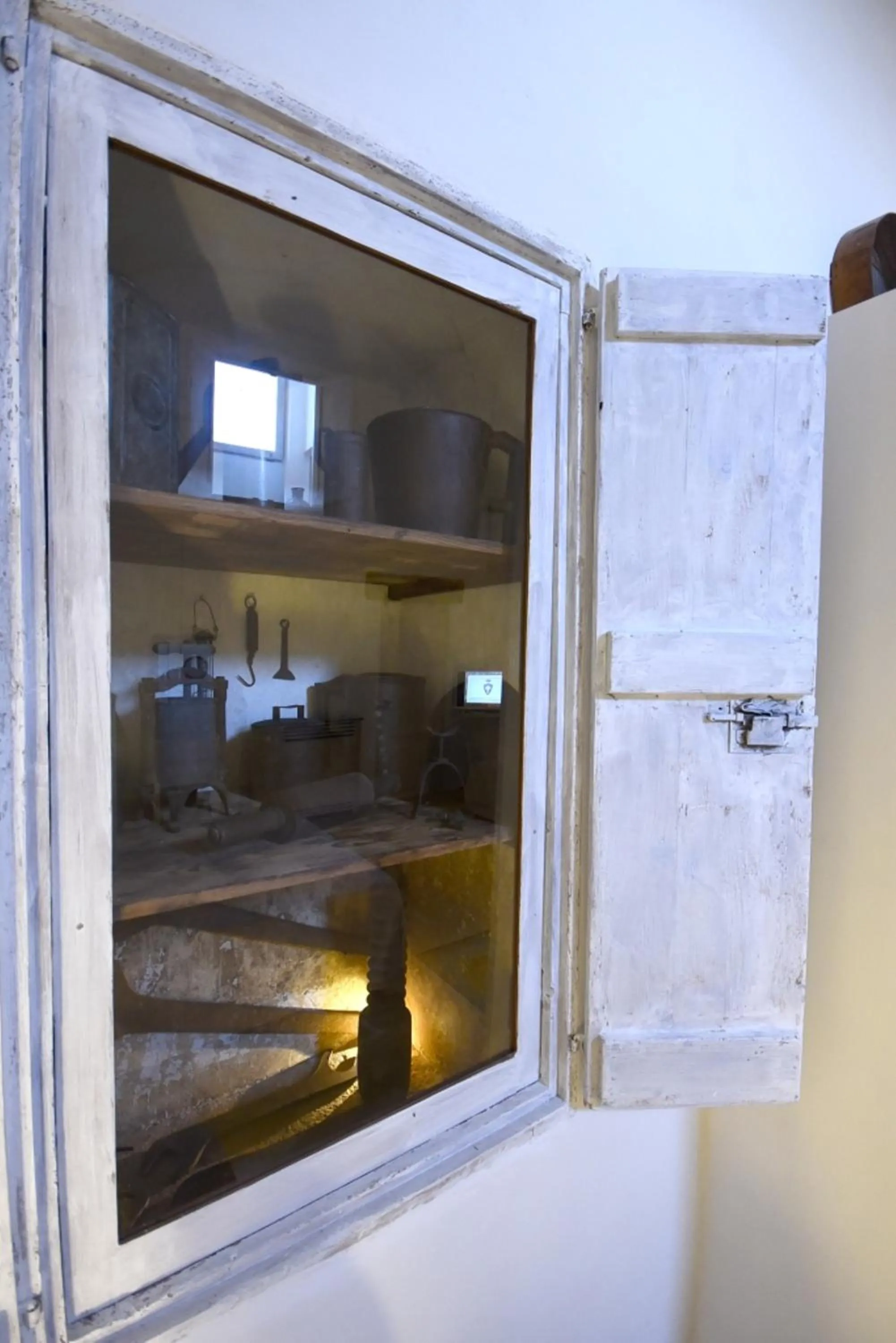 Decorative detail in Palazzo Castriota