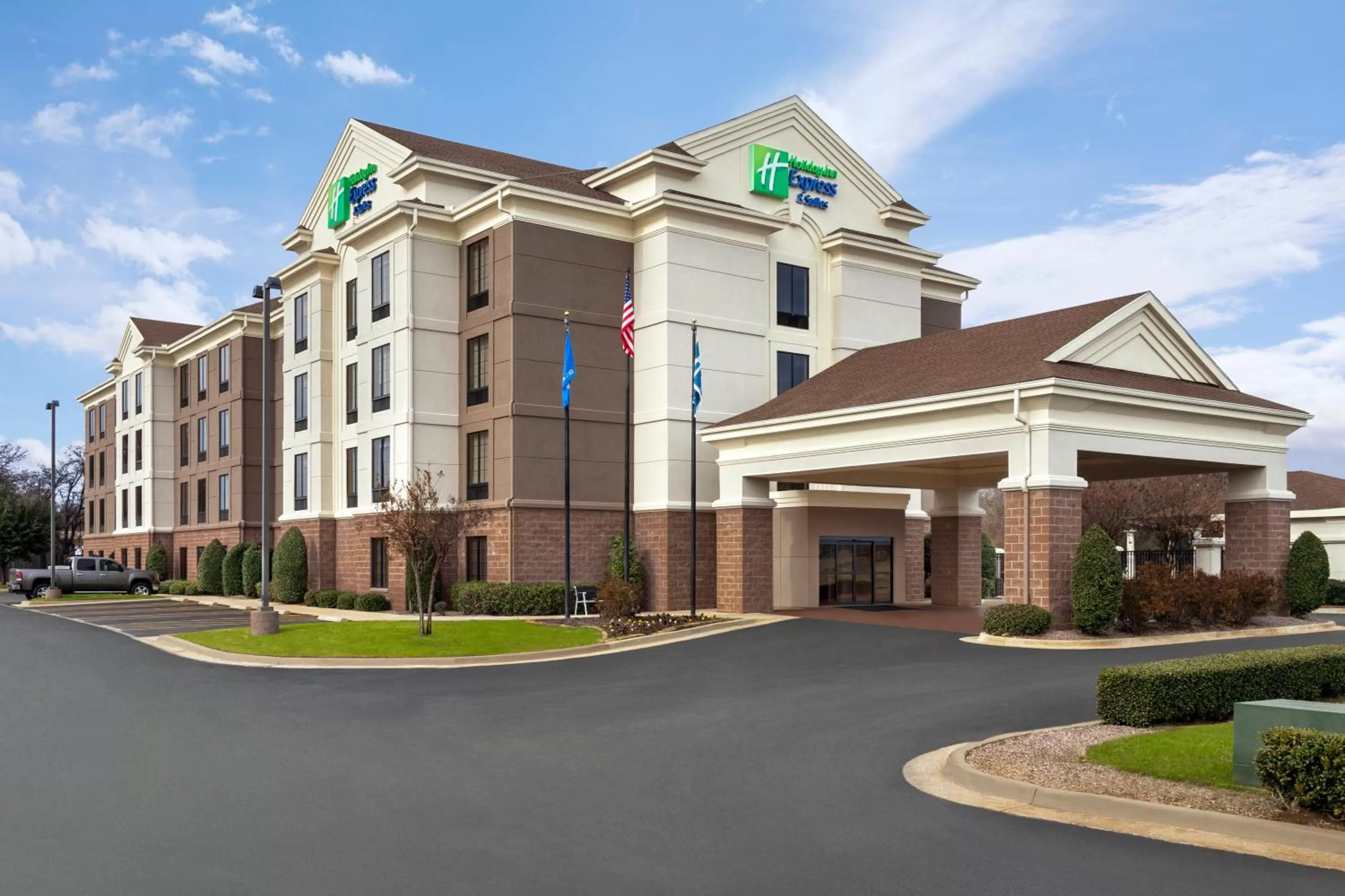 Property building in Holiday Inn Express Hotel & Suites Durant by IHG