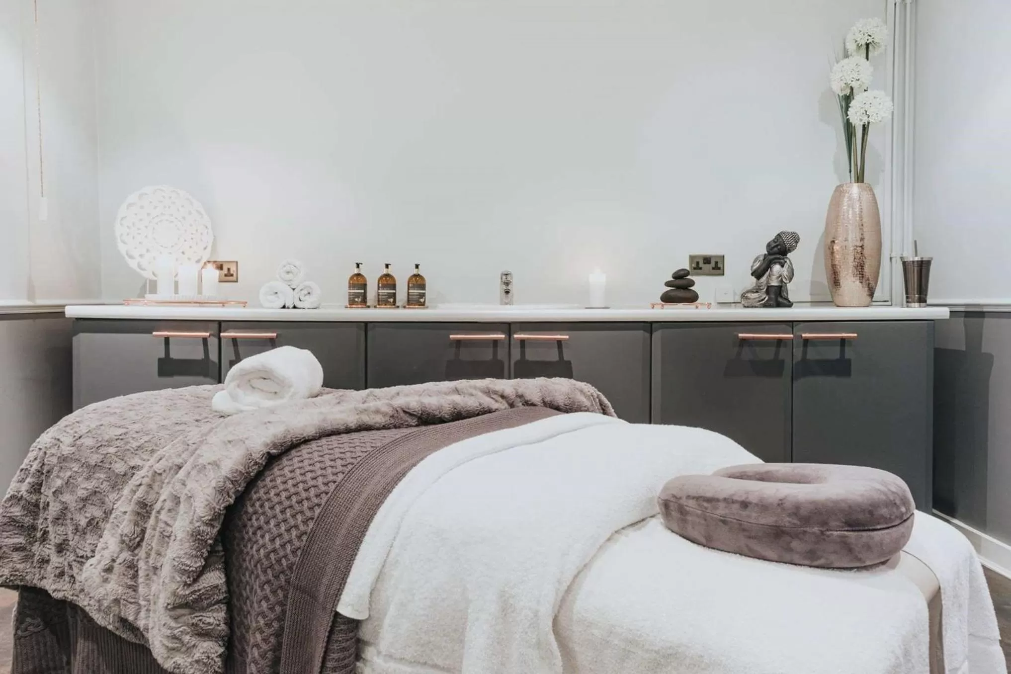 Spa and wellness centre/facilities, Bed in Crowne Plaza Royal Victoria - Sheffield by IHG