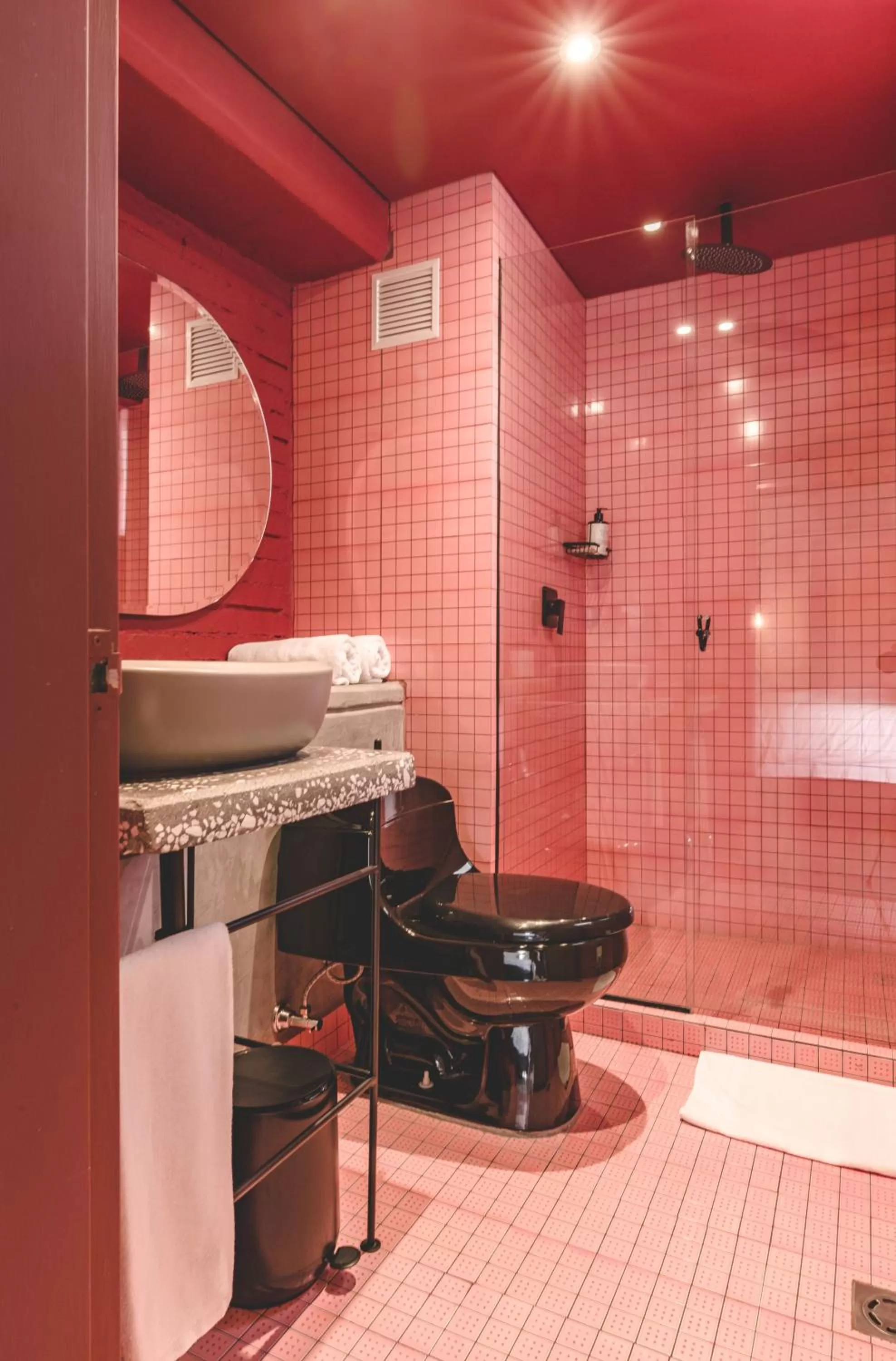 Bathroom in The Somos Beats Hotel & Rooftop