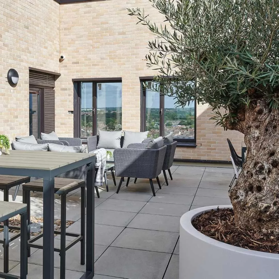 Restaurant/Places to Eat in Zeni Ensuite, in Southampton