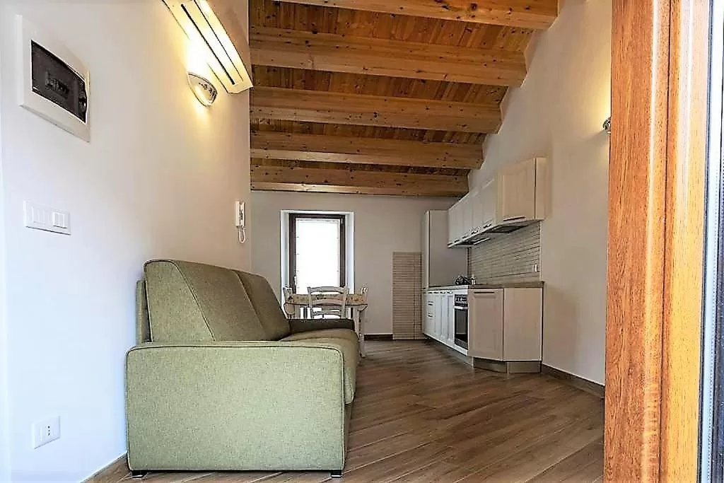 Other in IL MASCHERONE