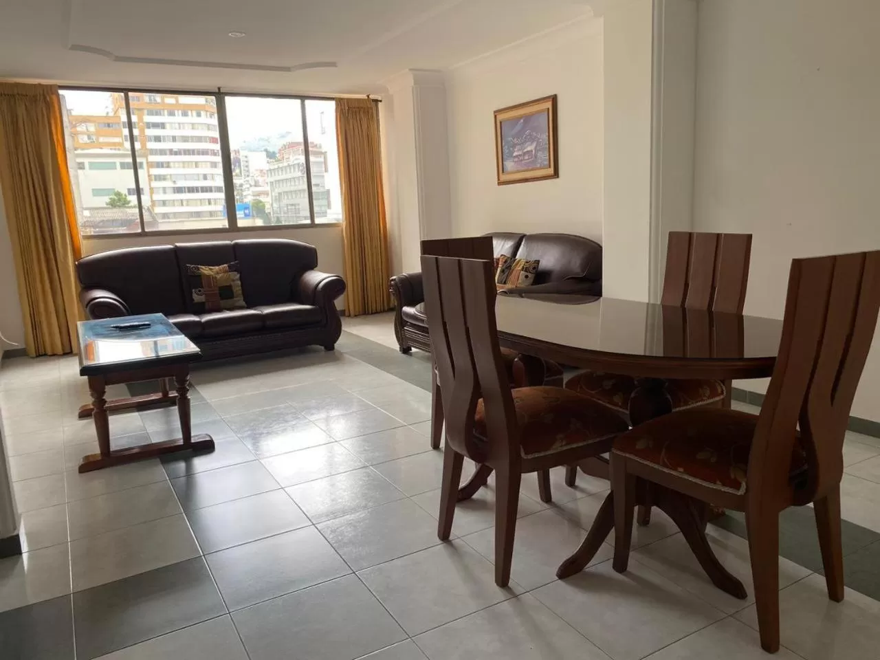 Communal lounge/ TV room, Dining Area in Gran Hotel Cali