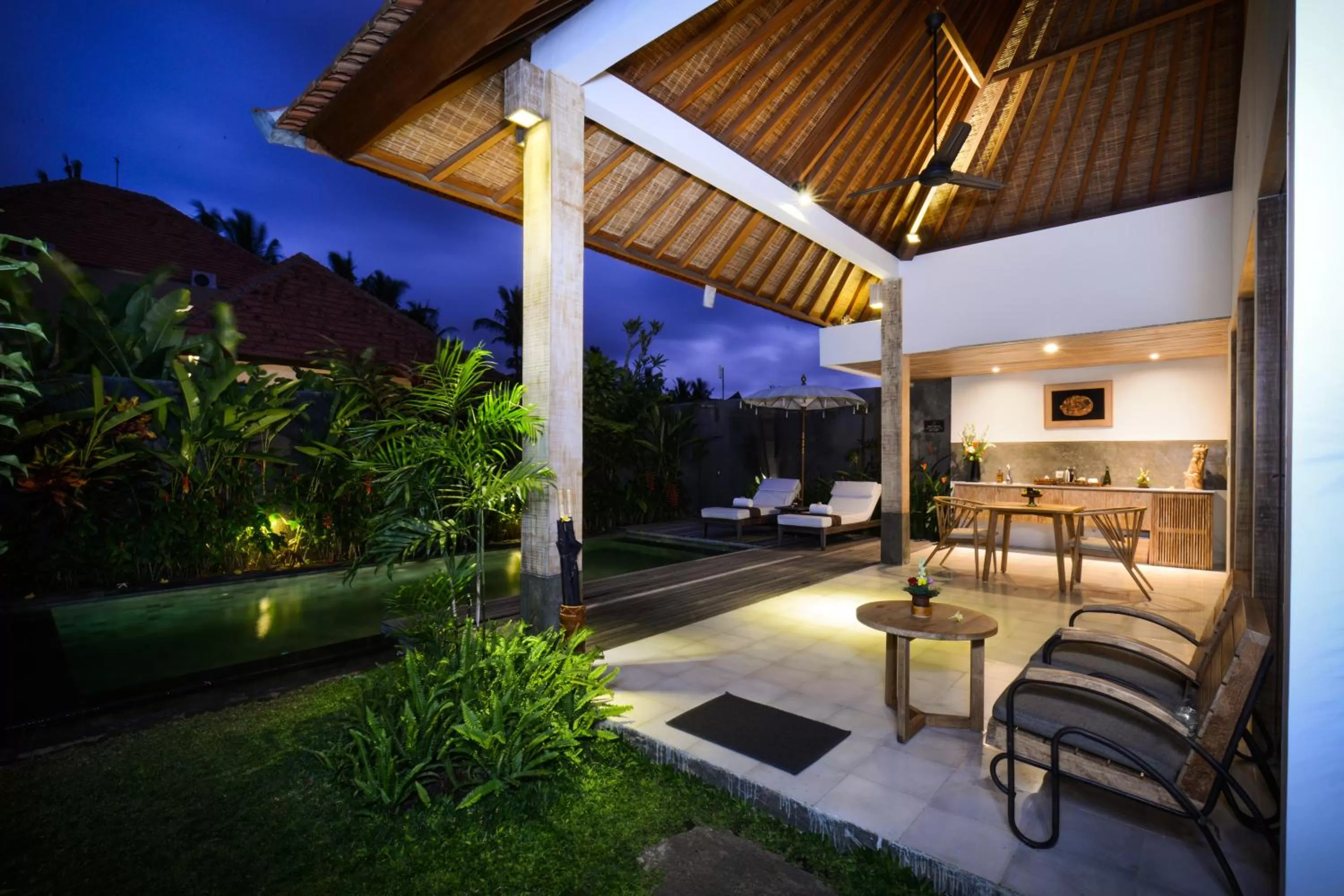 Night in Purana Boutique Resort