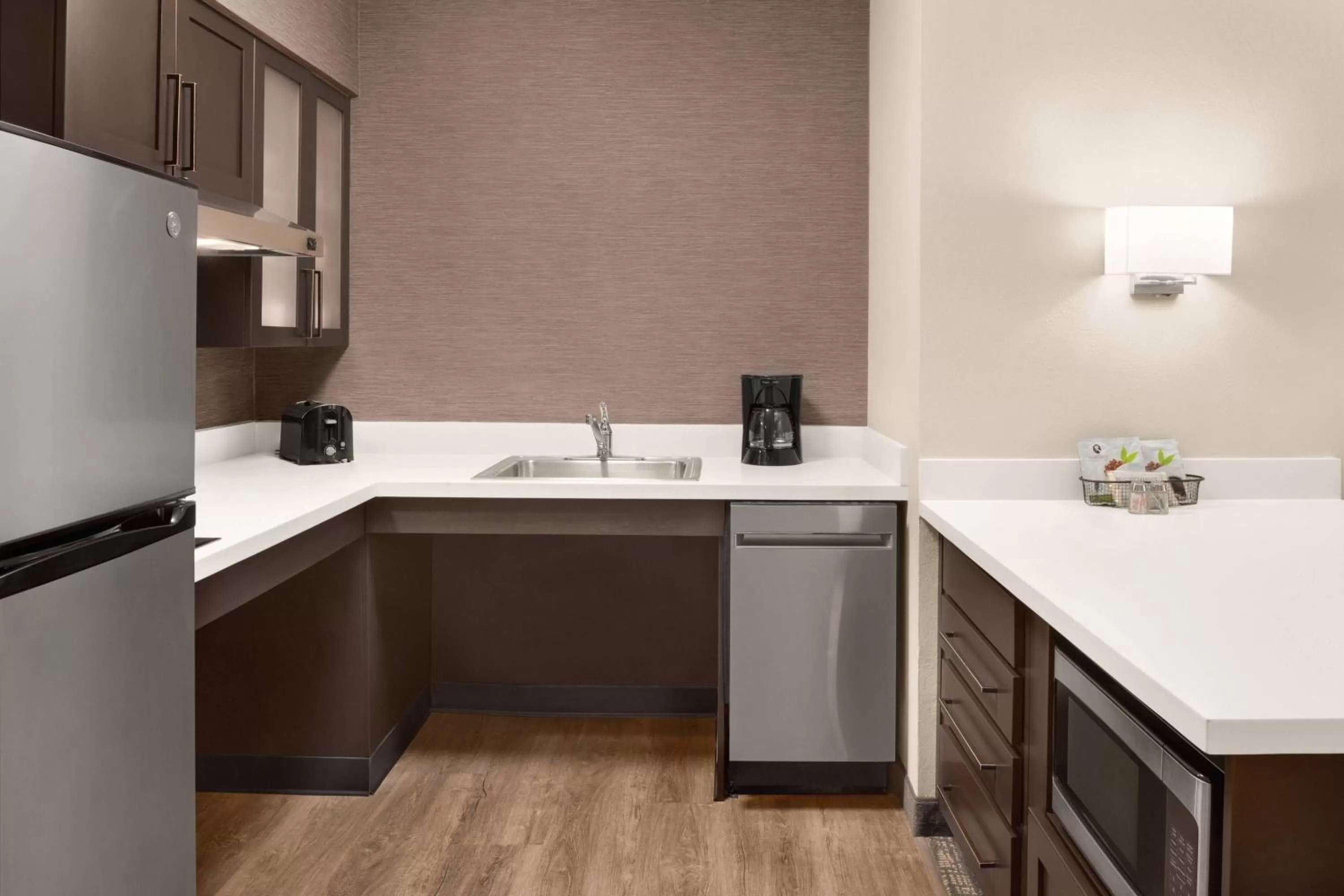 Kitchen or kitchenette in Residence Inn Atlanta Duluth Gwinnett Place