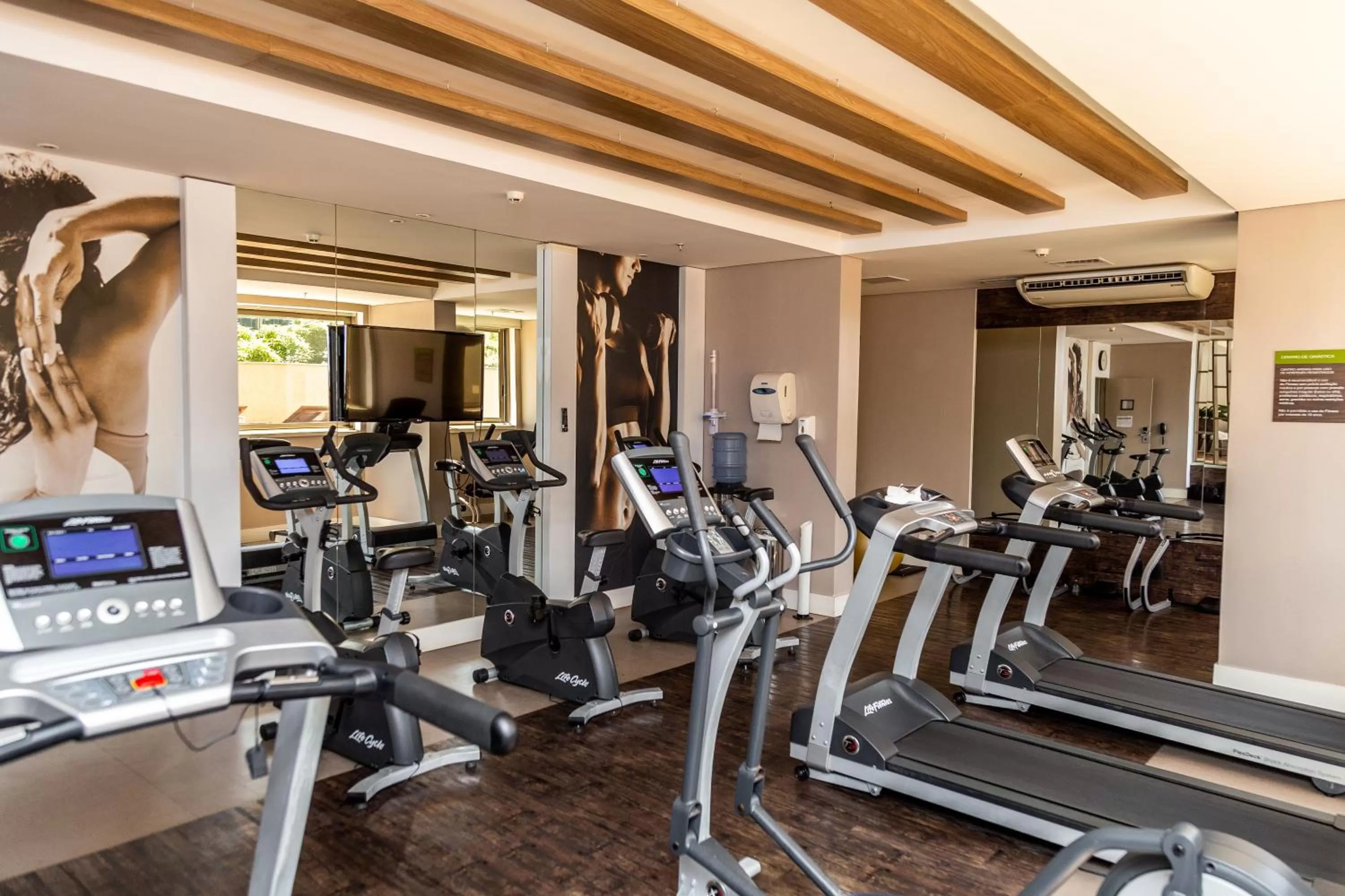 Fitness centre/facilities in Hilton Garden Inn Belo Horizonte Lourdes