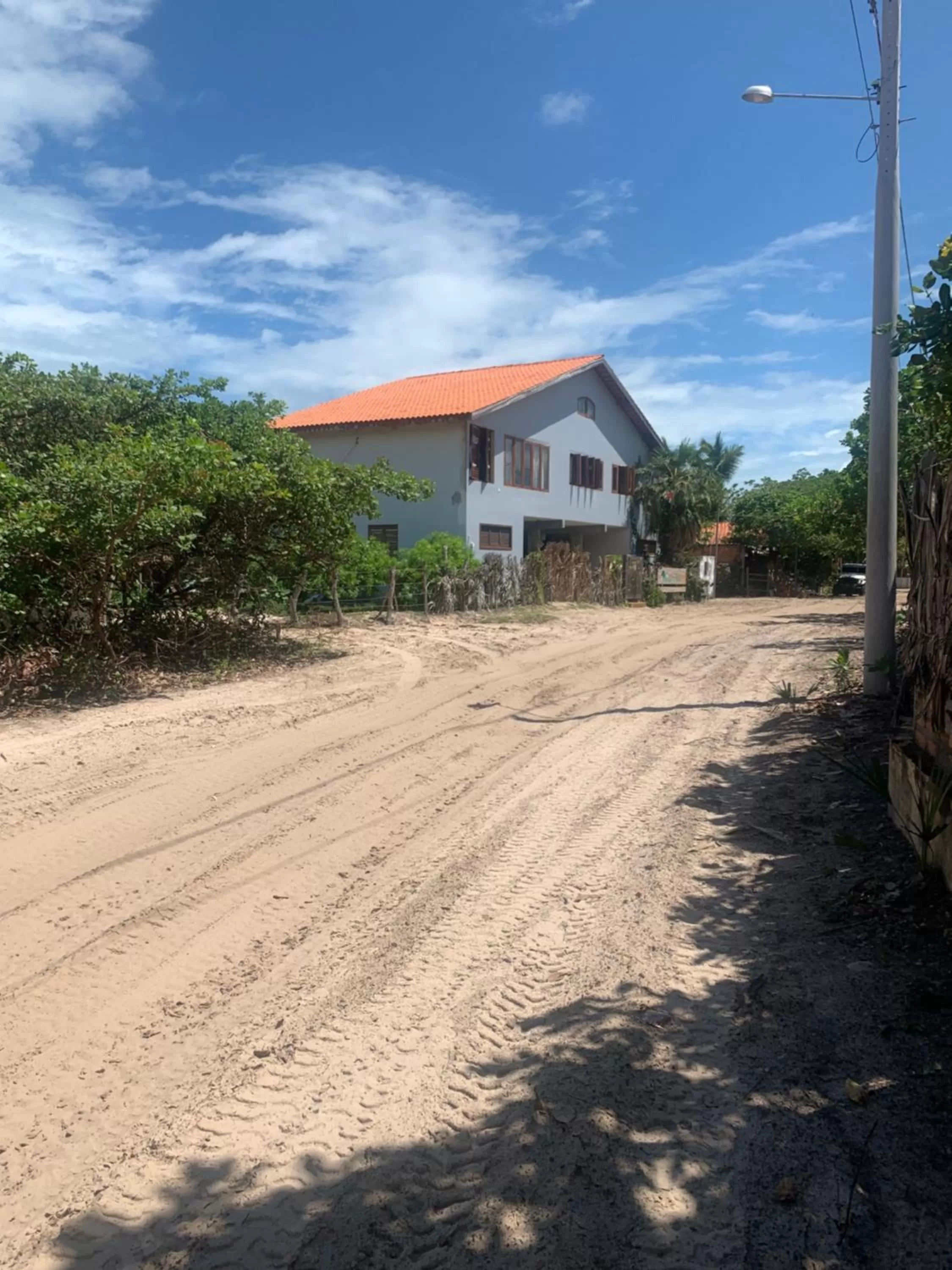 Property building in Vila das Águas