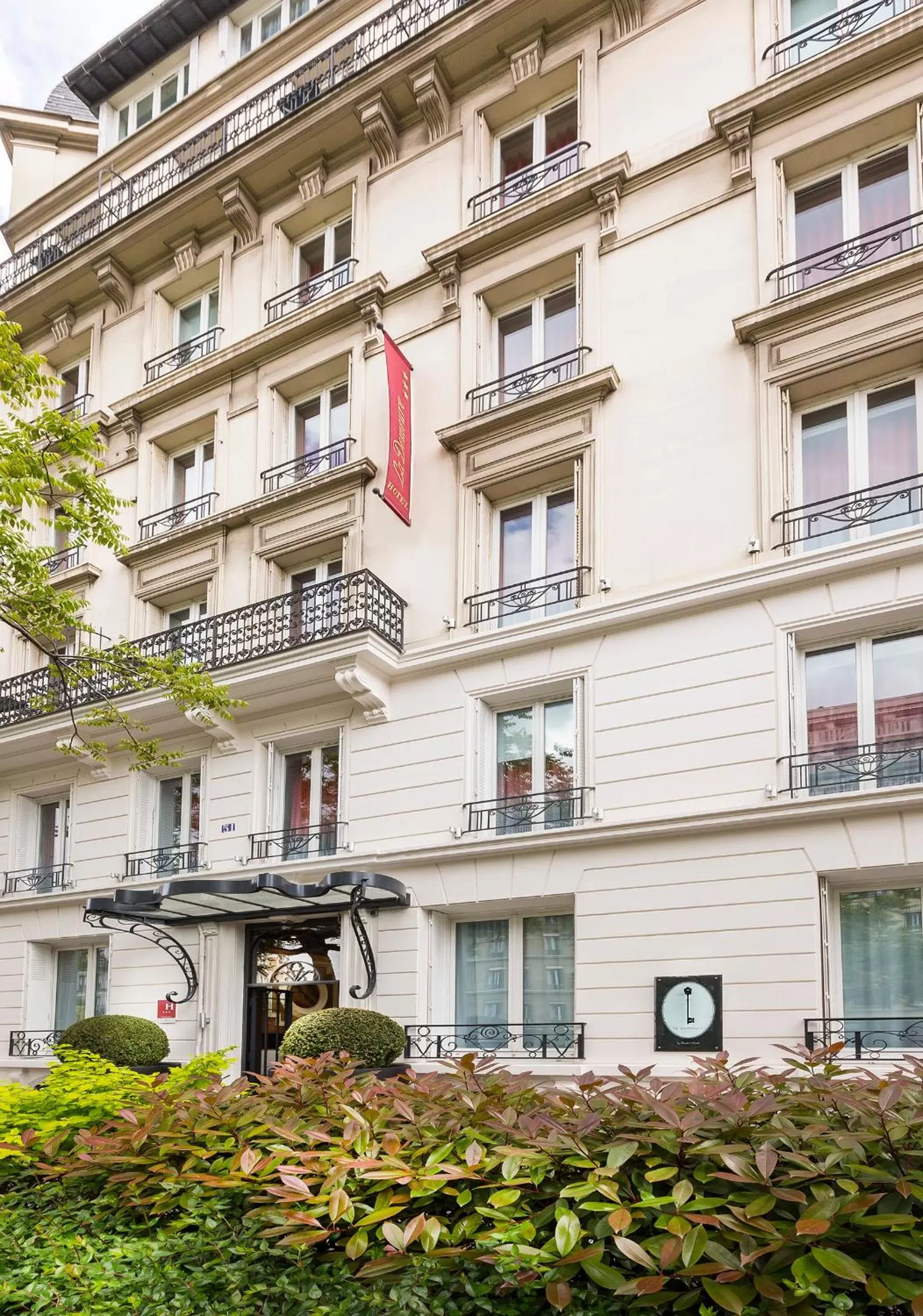 Facade/entrance in Best Western Plus La Demeure