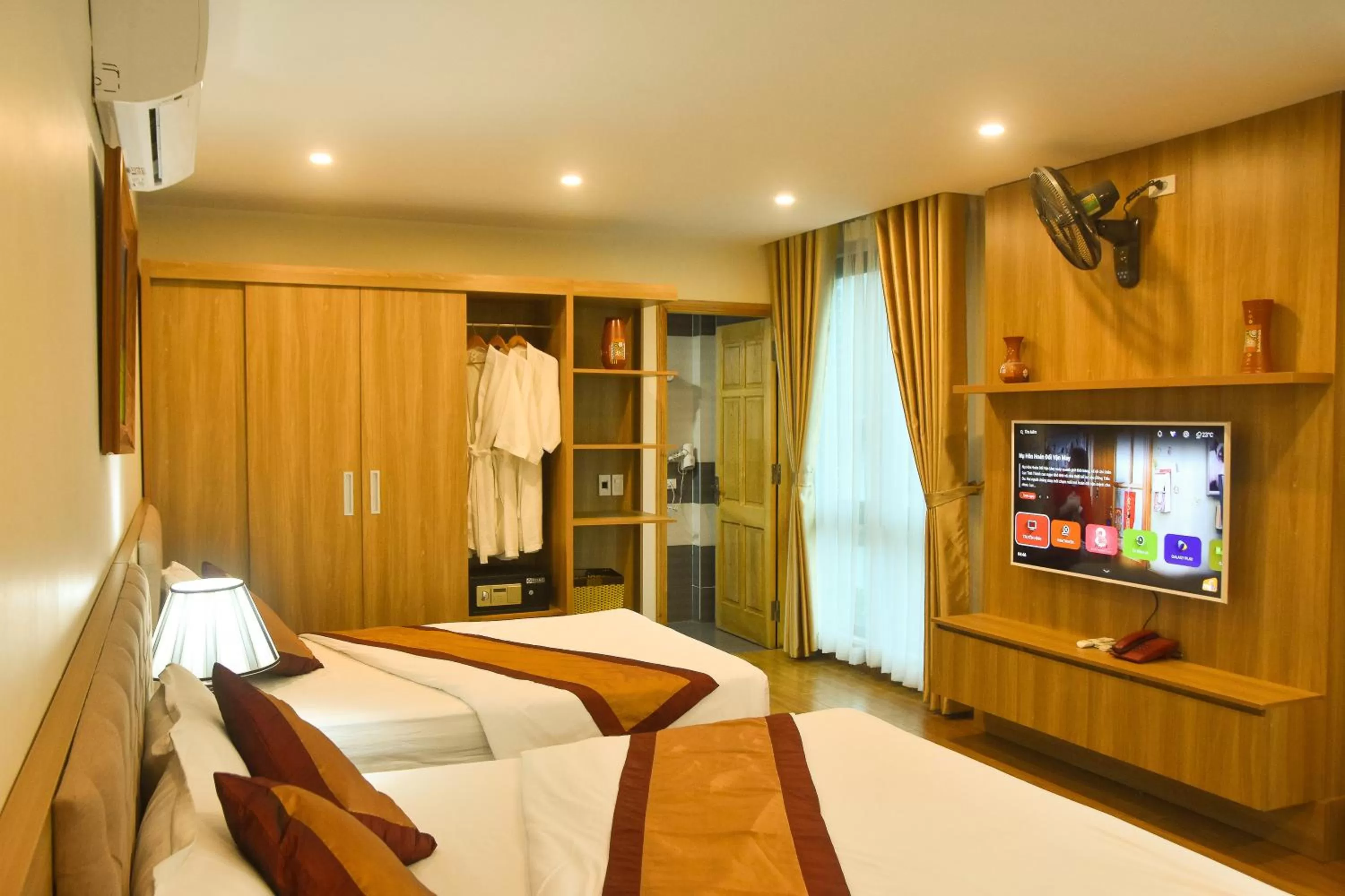 Photo of the whole room, Bed in Cozynibi Hotel