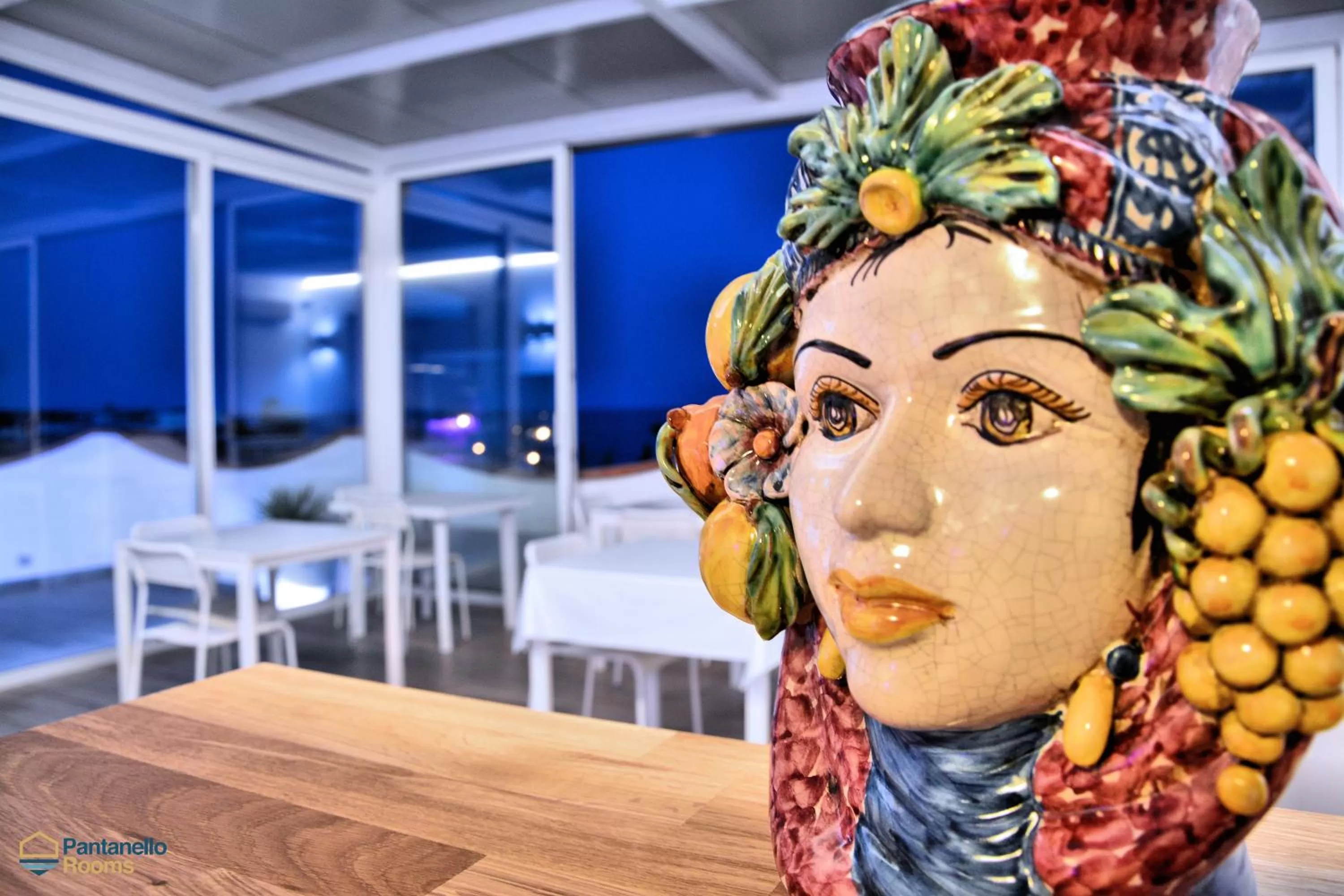 People in Pantanello Rooms Avola