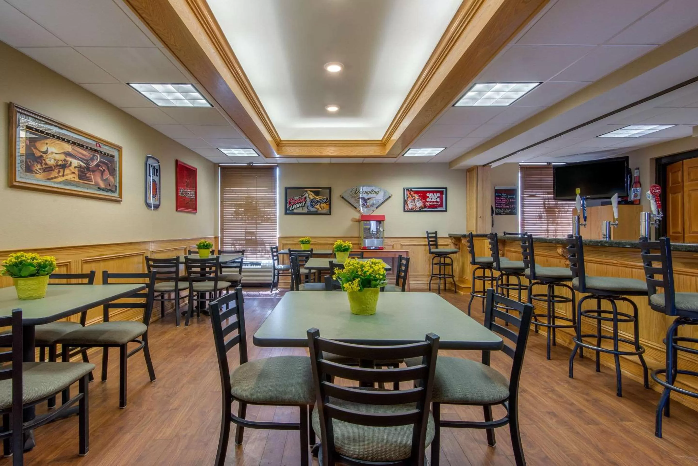 Lounge or bar in Quality Inn & Suites Mansfield