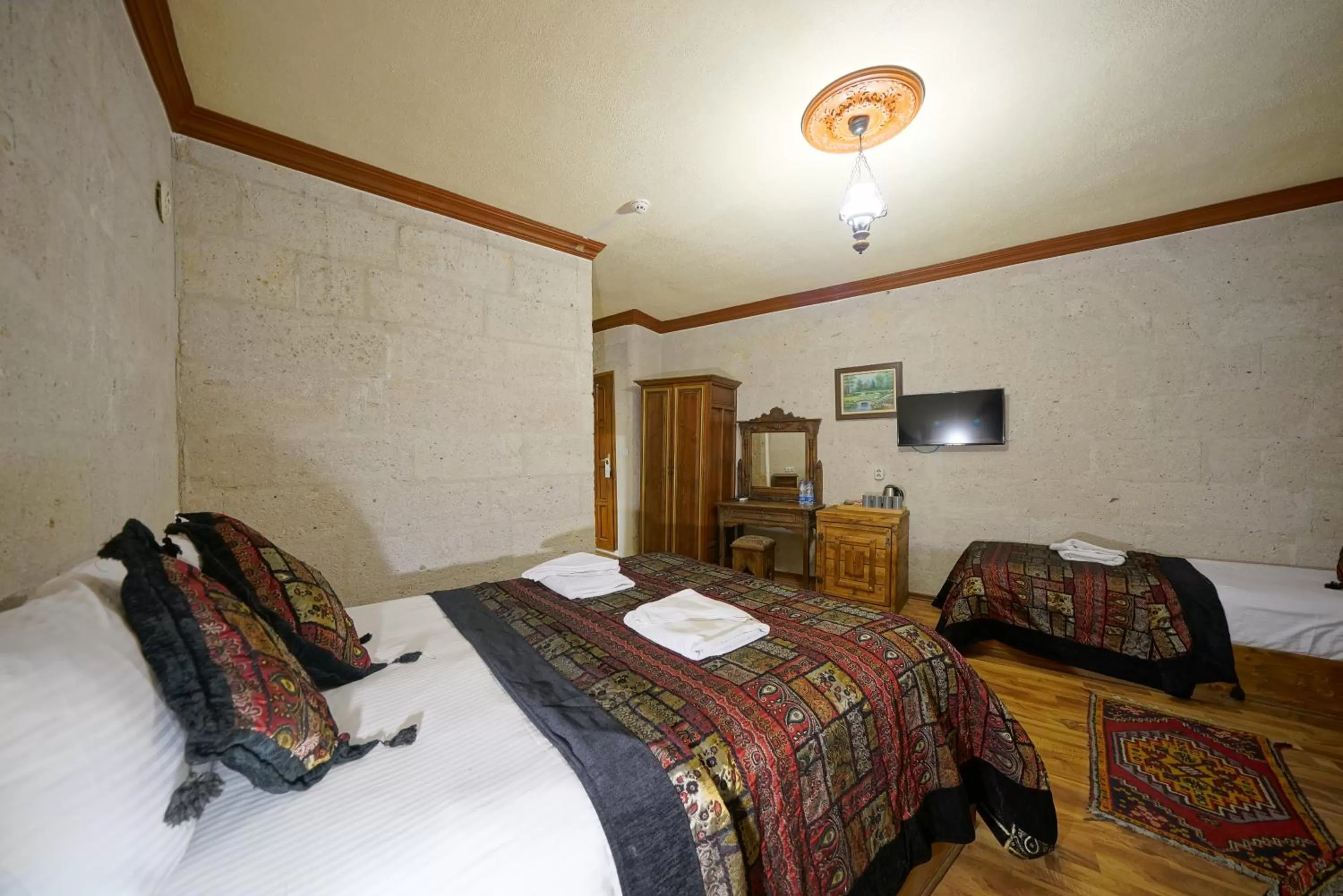 TV and multimedia, Bed in Arch Palace