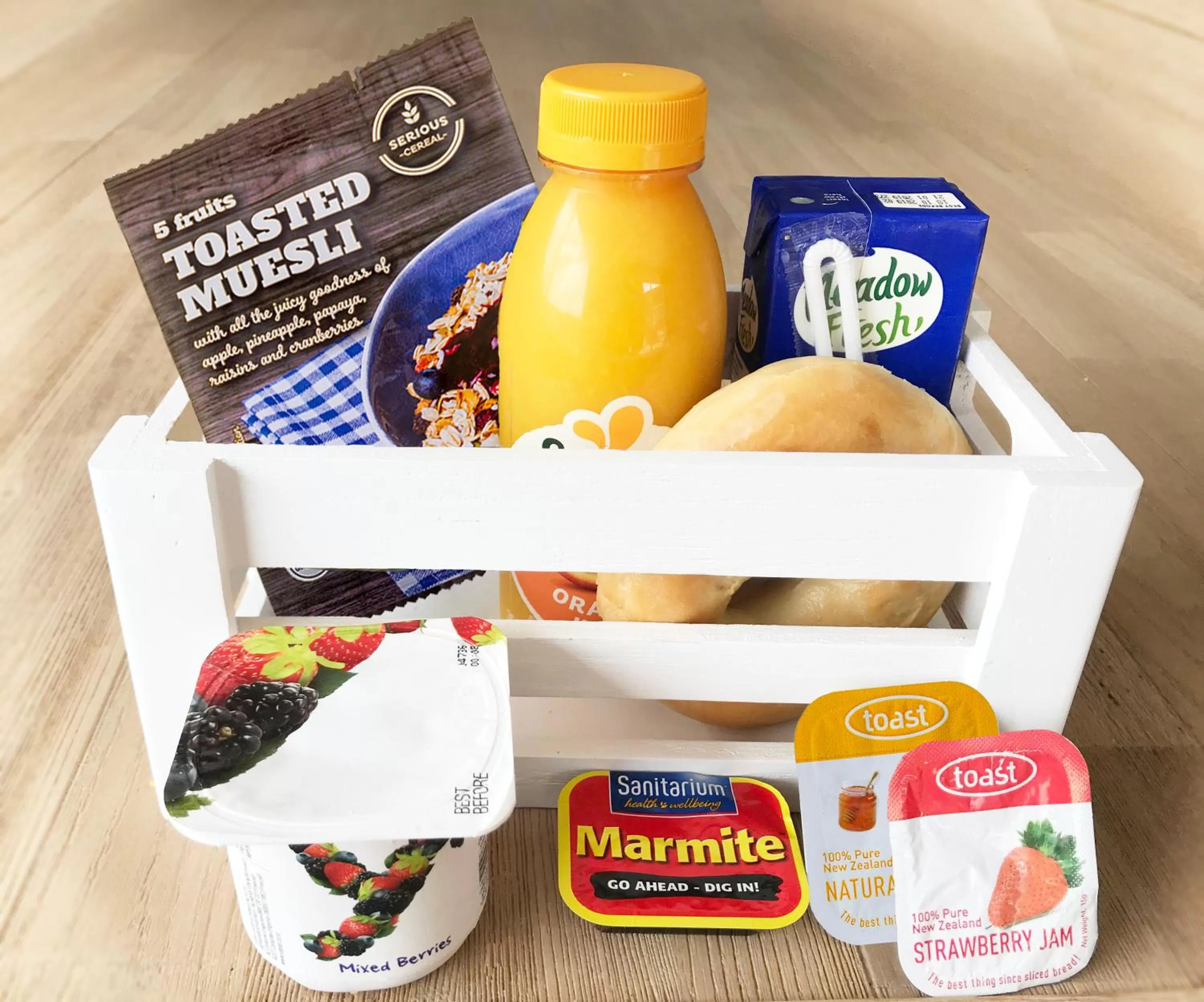 Breakfast in Boulevard Waters