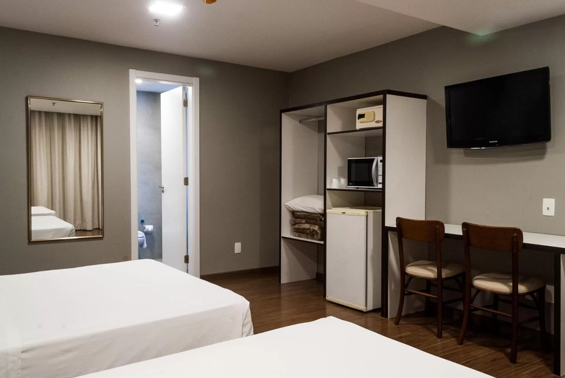 Bedroom, Bed in Master Express Cidade Baixa - Próximo ao Araujo Viana, UFRGS e Santa Casa