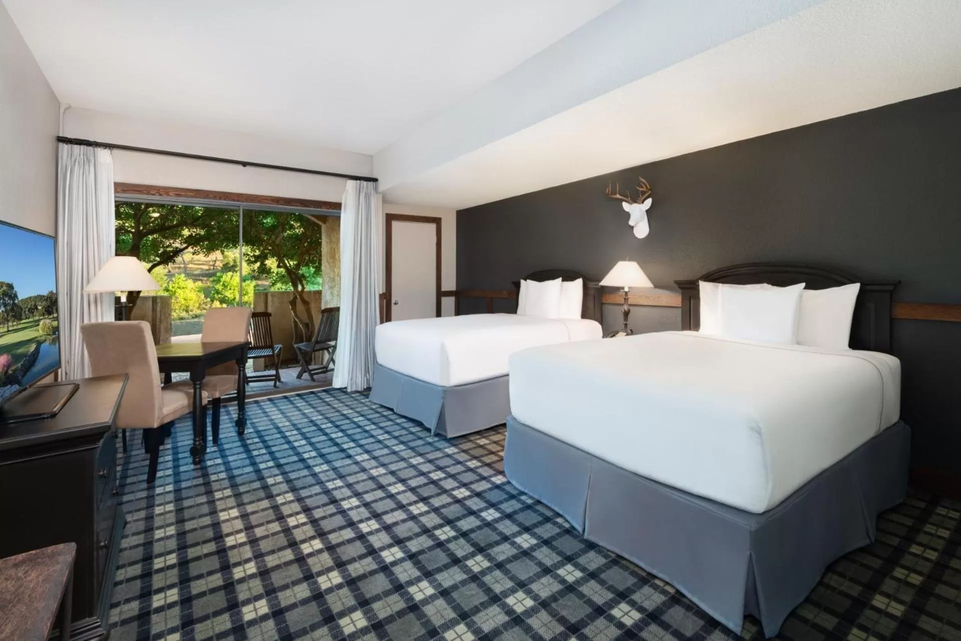 Photo of the whole room, Bed in Tapatio Springs Hill Country Resort