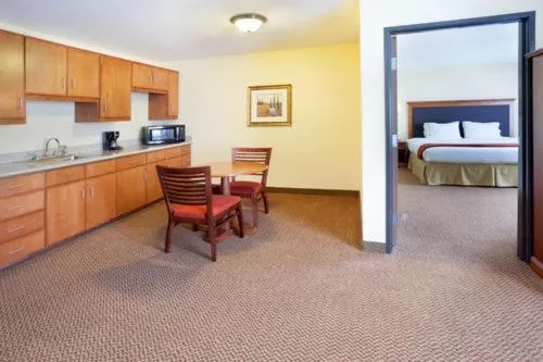 Photo of the whole room, Bed in Holiday Inn Express & Suites - Laredo-Event Center Area by IHG