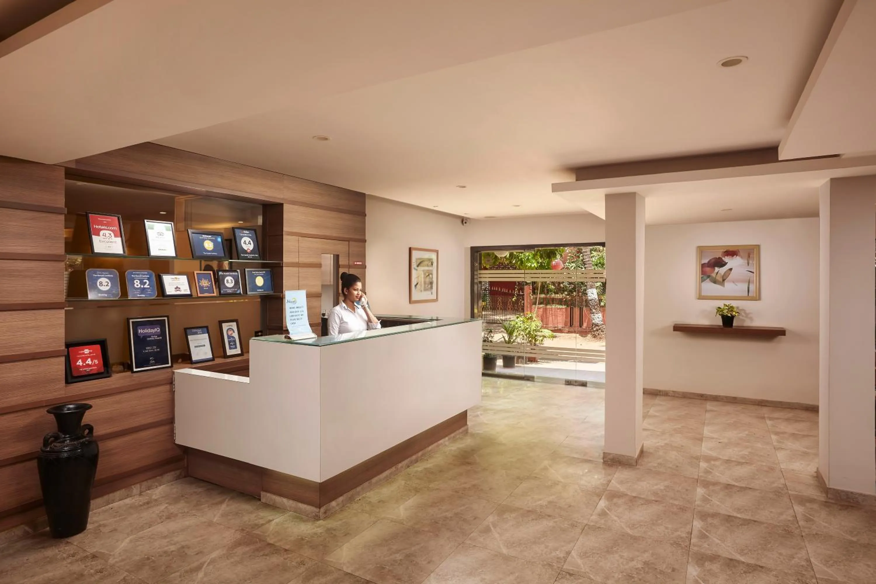 Lobby or reception in The Hawaii Comforts Panjim Donapaula