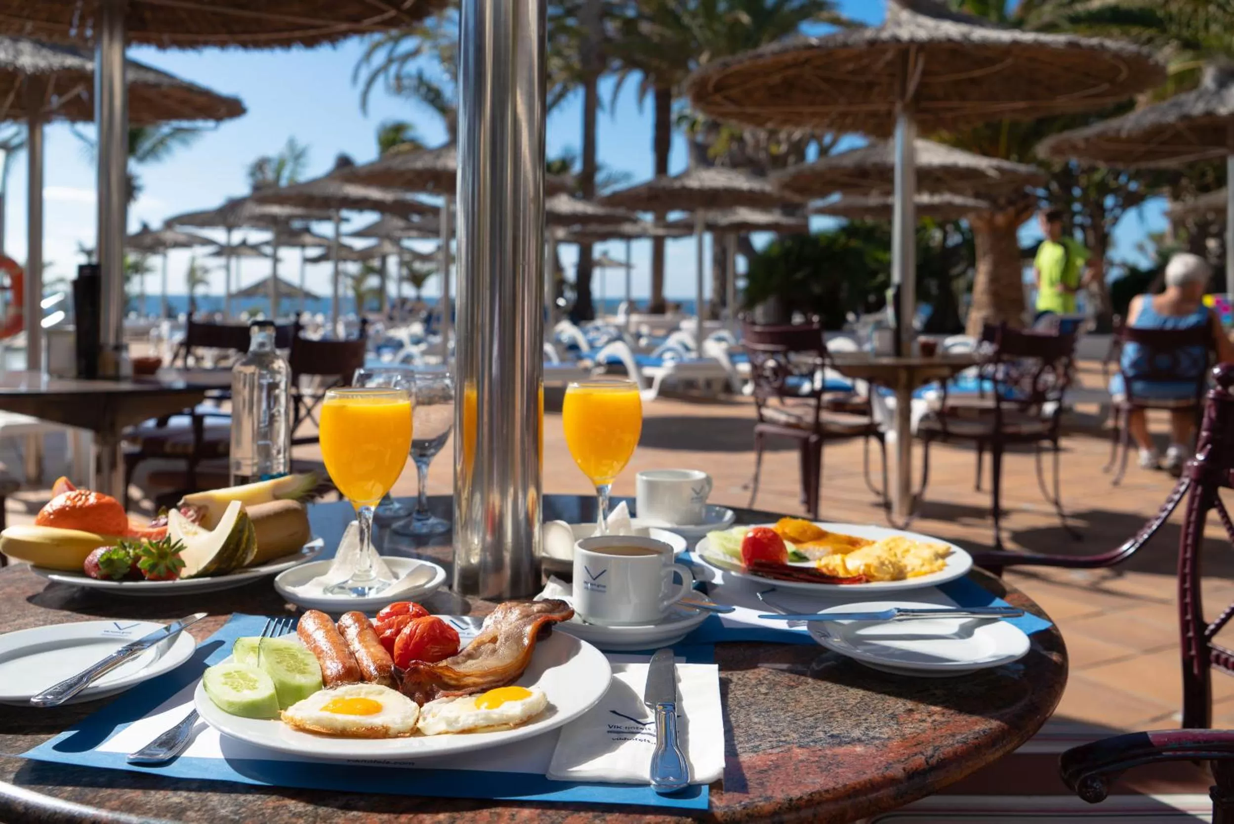 Food and drinks in VIK Hotel San Antonio