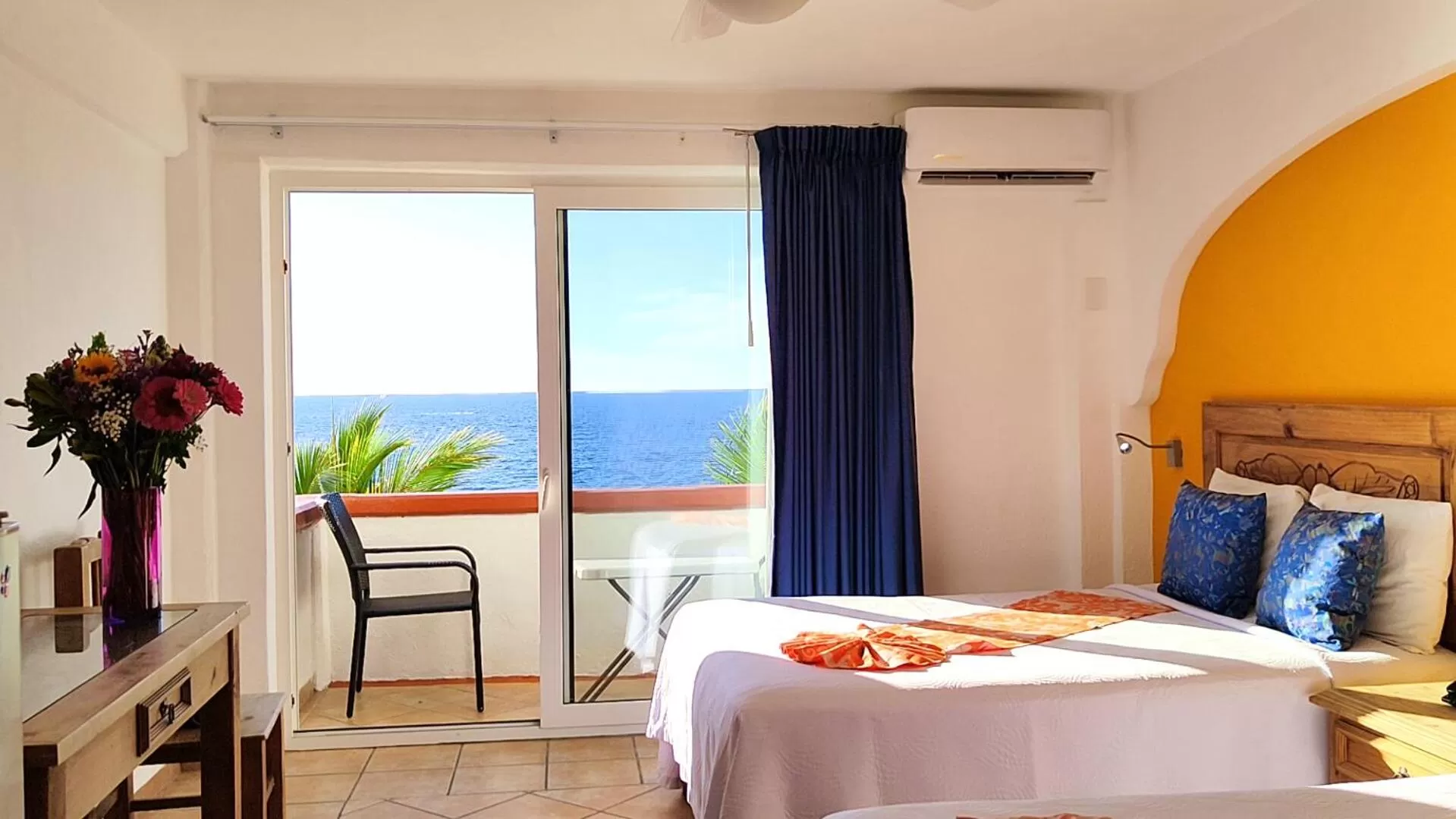 Natural landscape, Bed in Hotel El Pescador