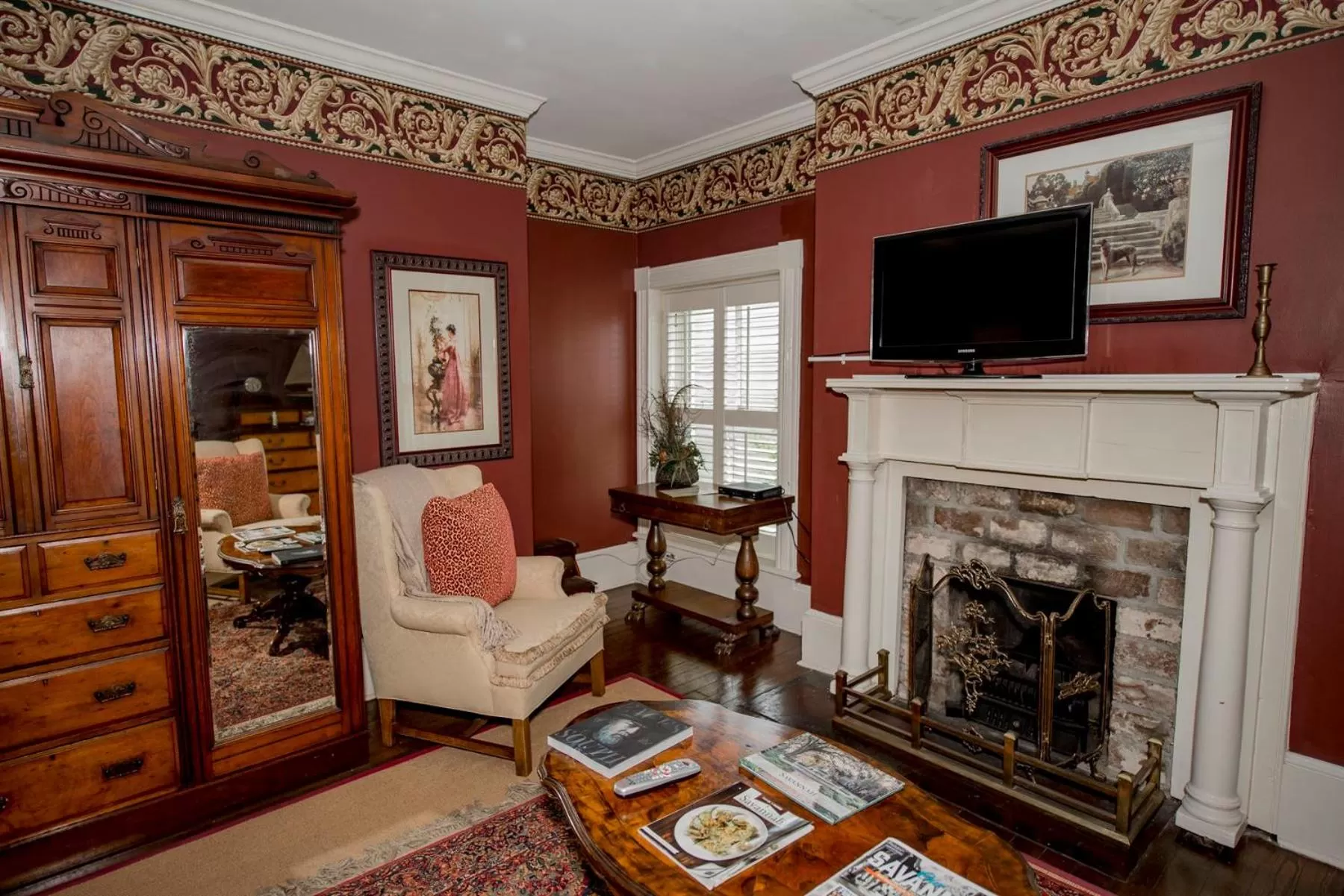 Seating area in Ballastone Inn