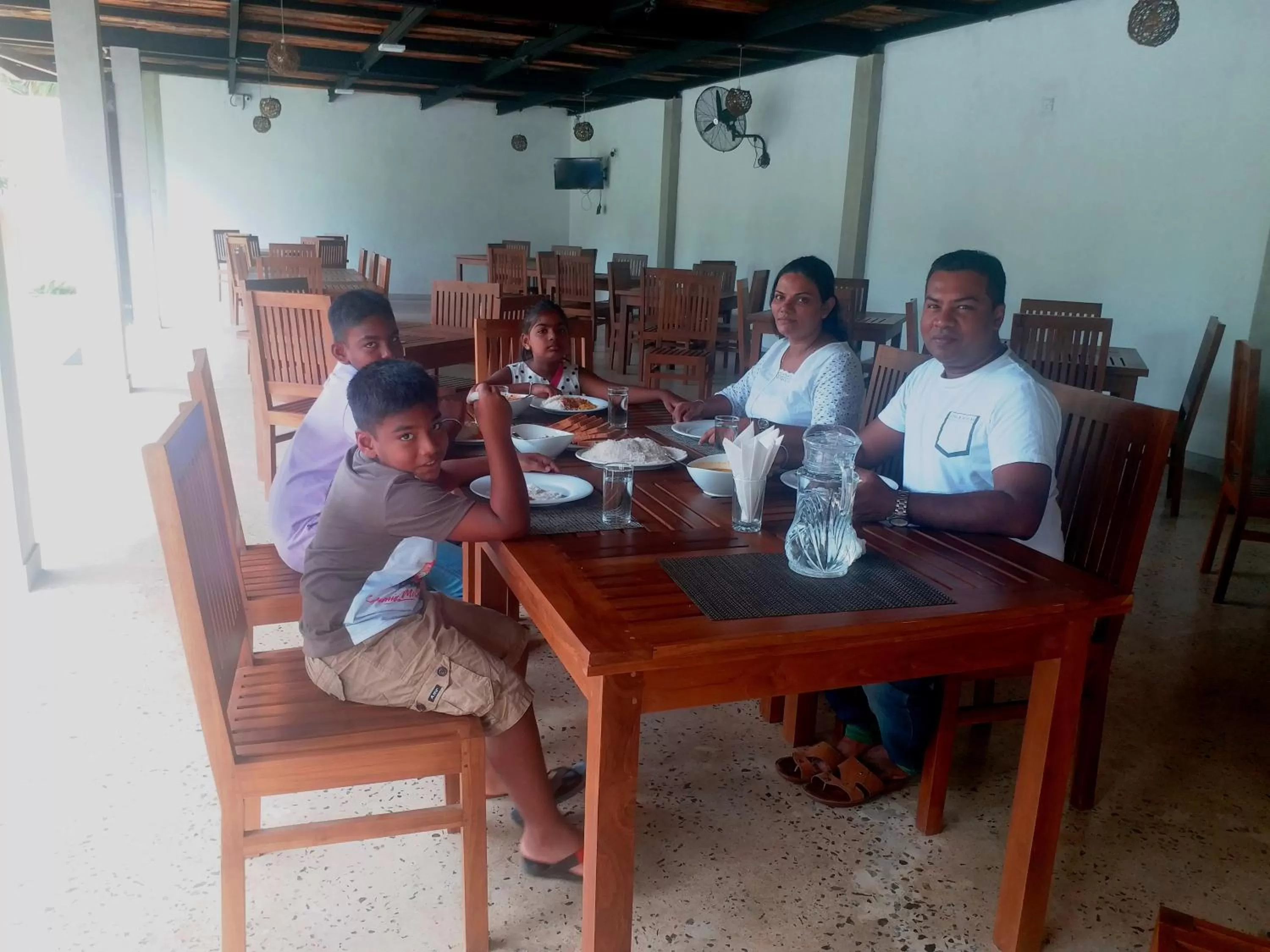 Restaurant/places to eat in Honey Tree Polonnaruwa