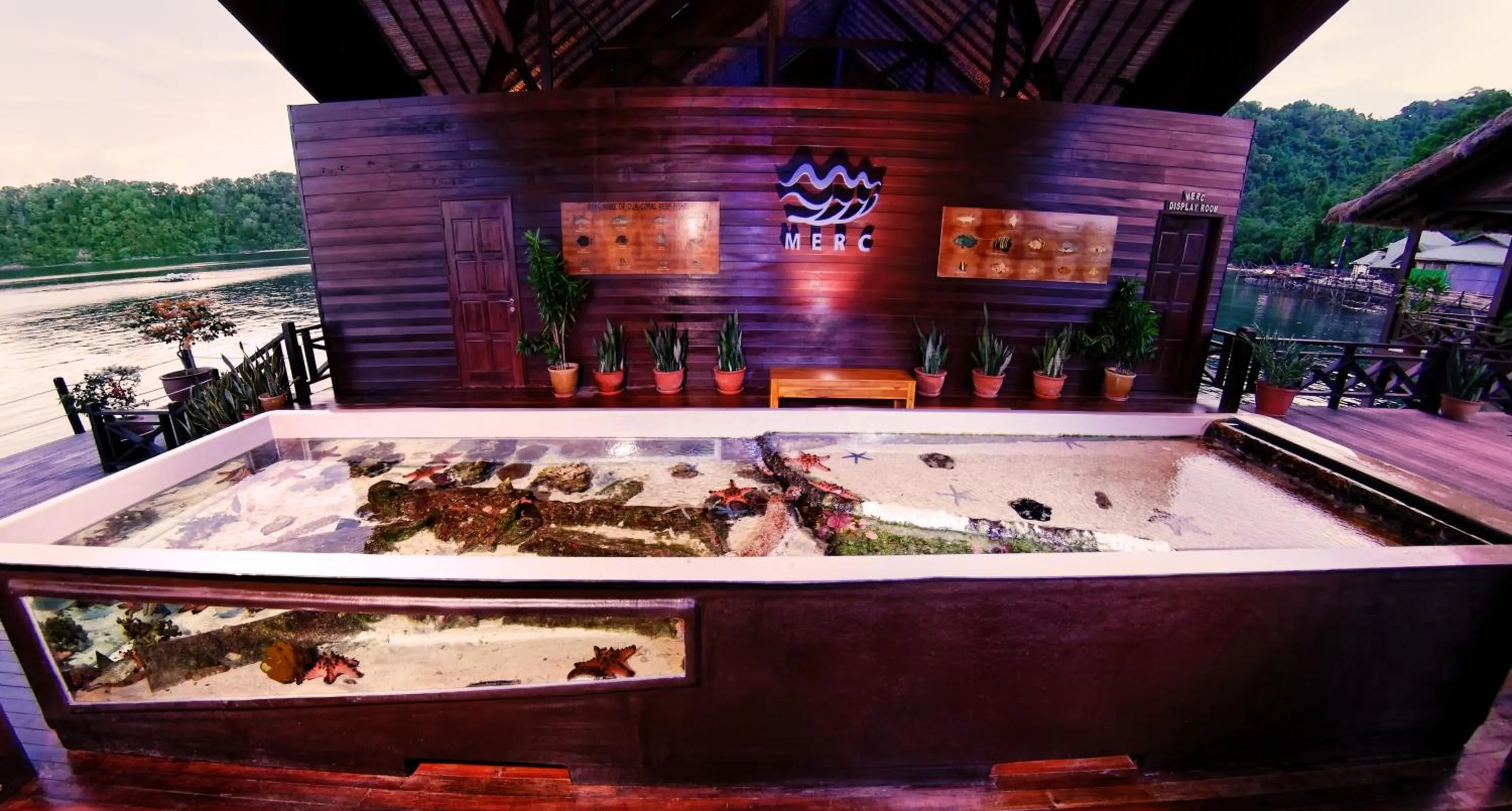 Property building in Gayana Marine Resort