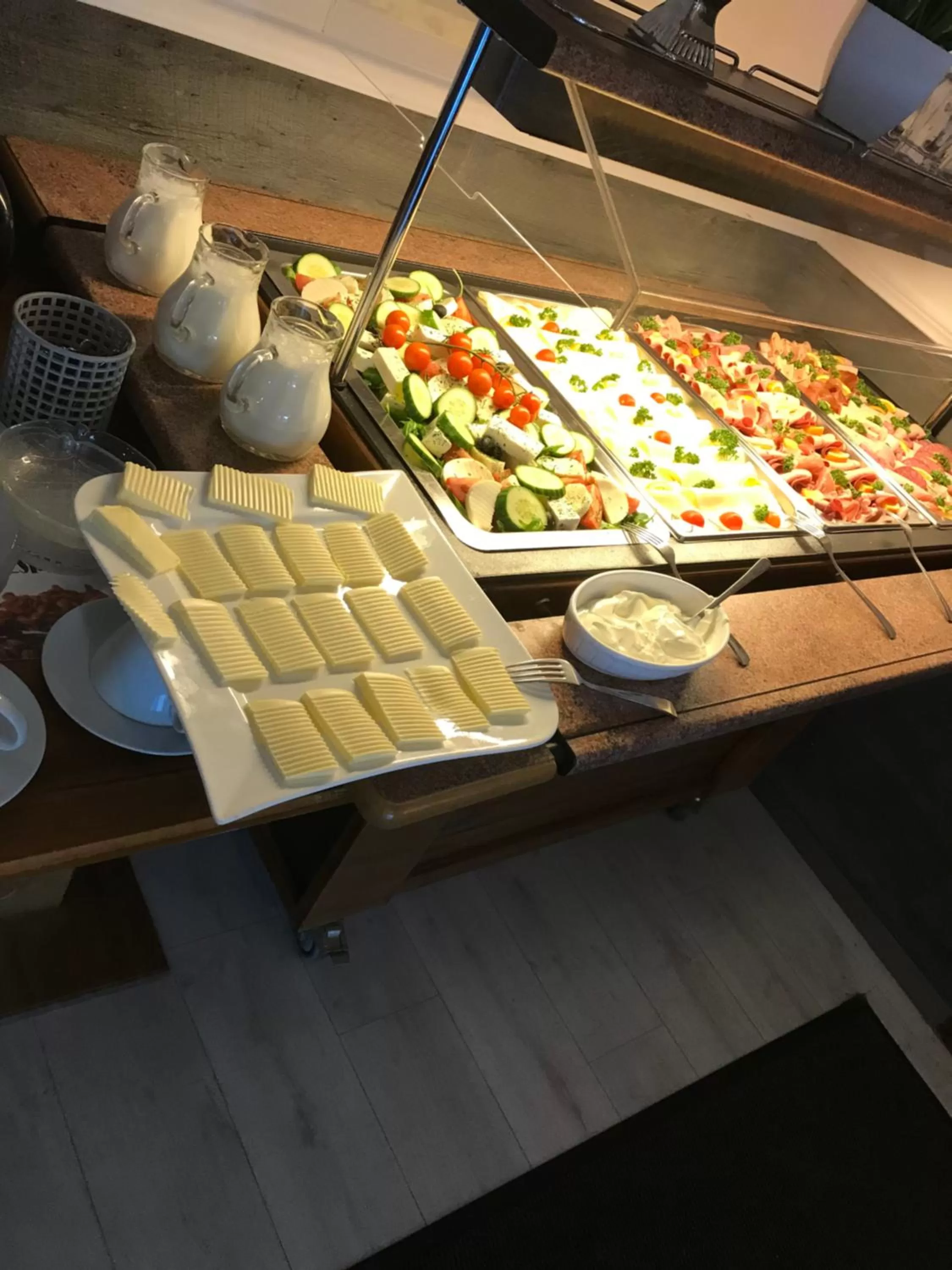 Food and drinks in Hotel am Rathaus Adii