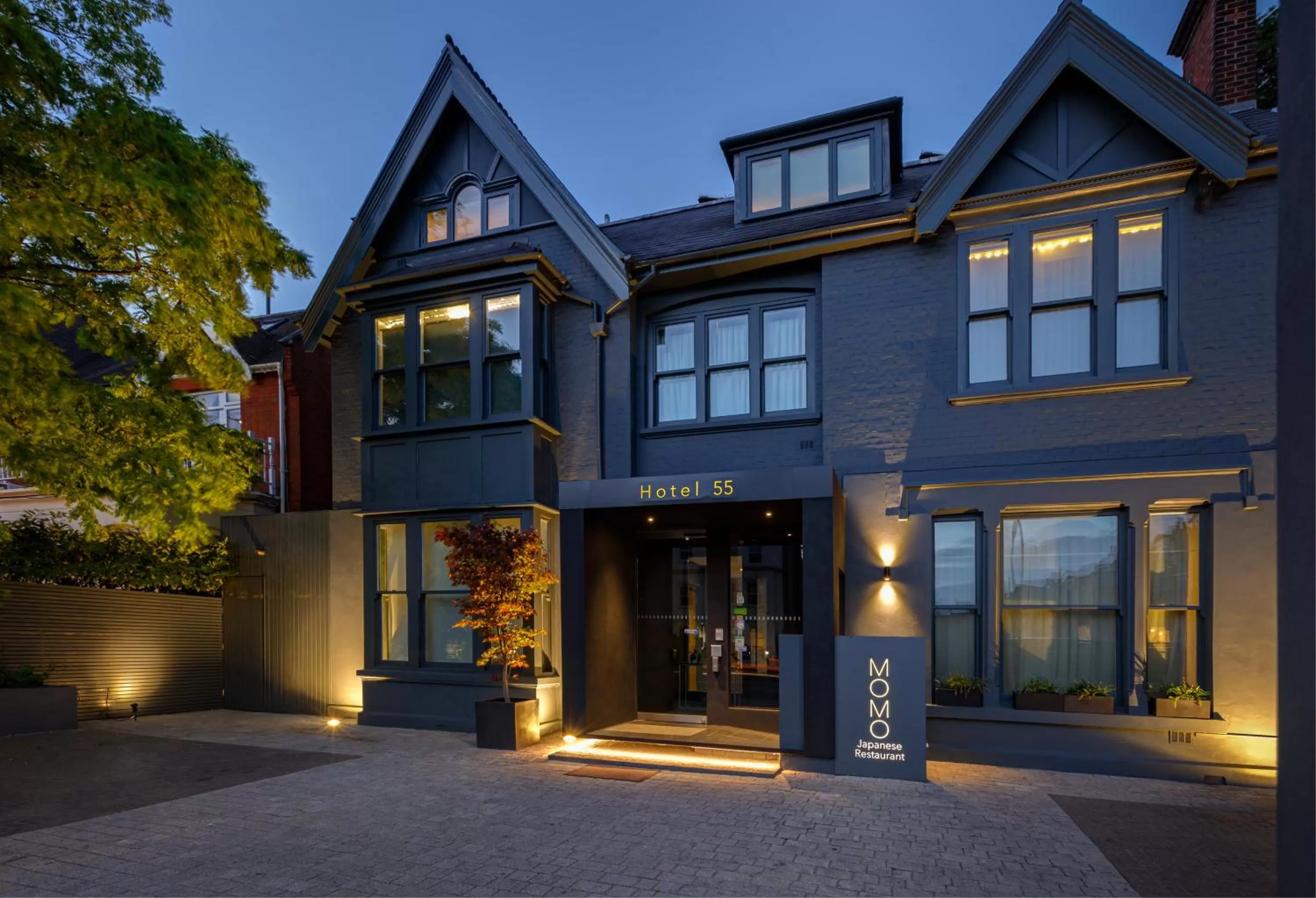 Facade/entrance in Hotel 55