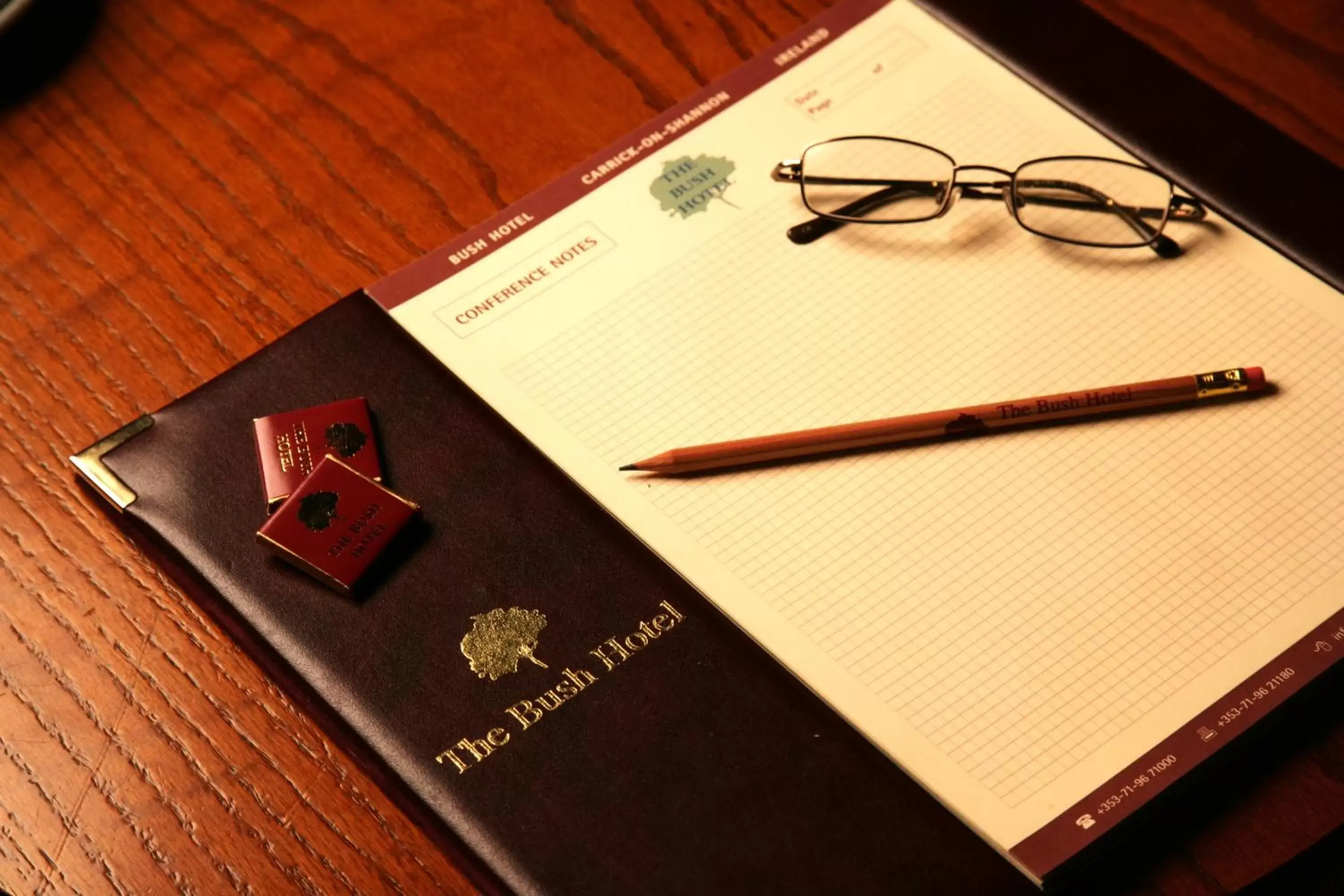 Standard Twin Room in Bush Hotel Standard Twin Room in Bush Hotel