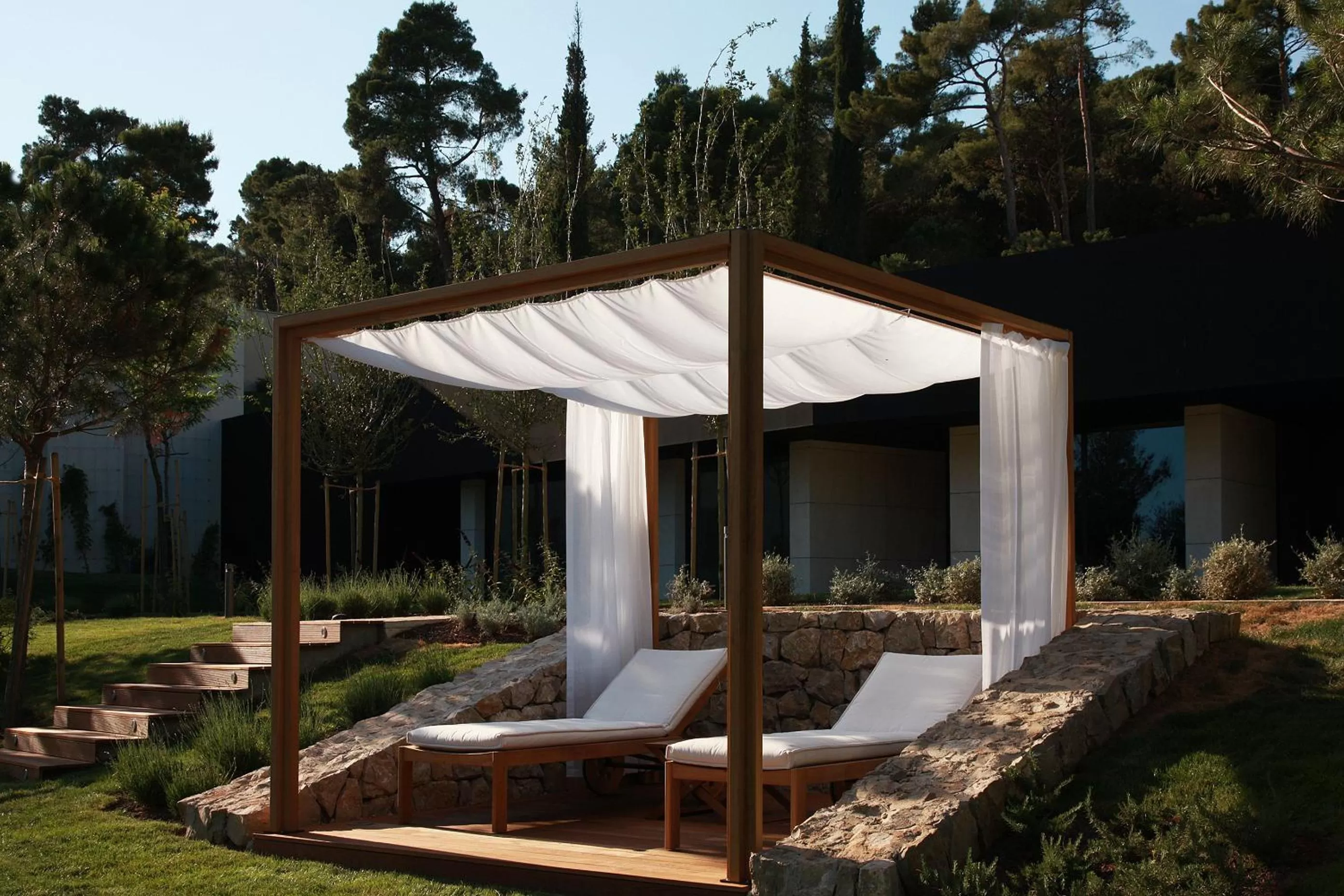 Facade/entrance in Lone Hotel by Maistra Collection