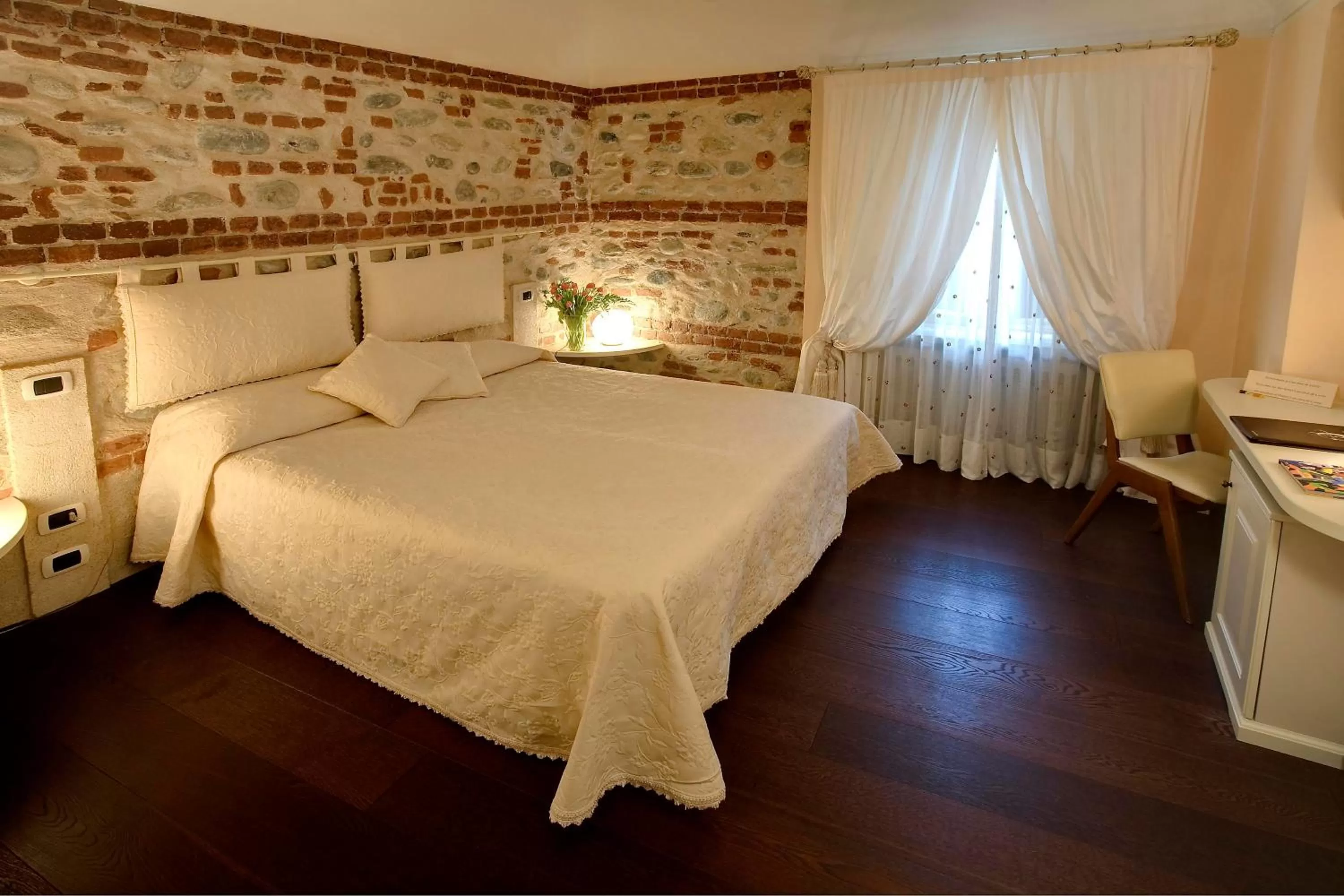 TV and multimedia, Bed in Hotel Cascina Di Corte