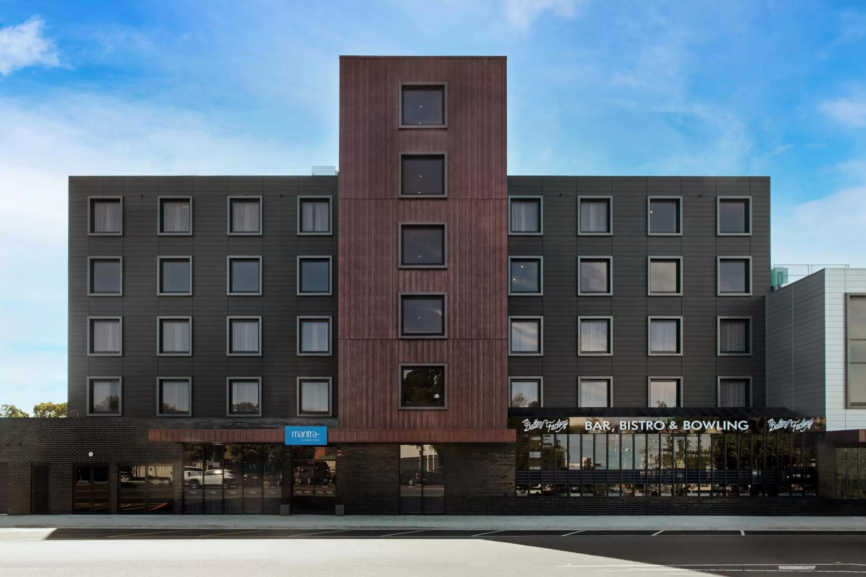 Property building in Mantra Traralgon