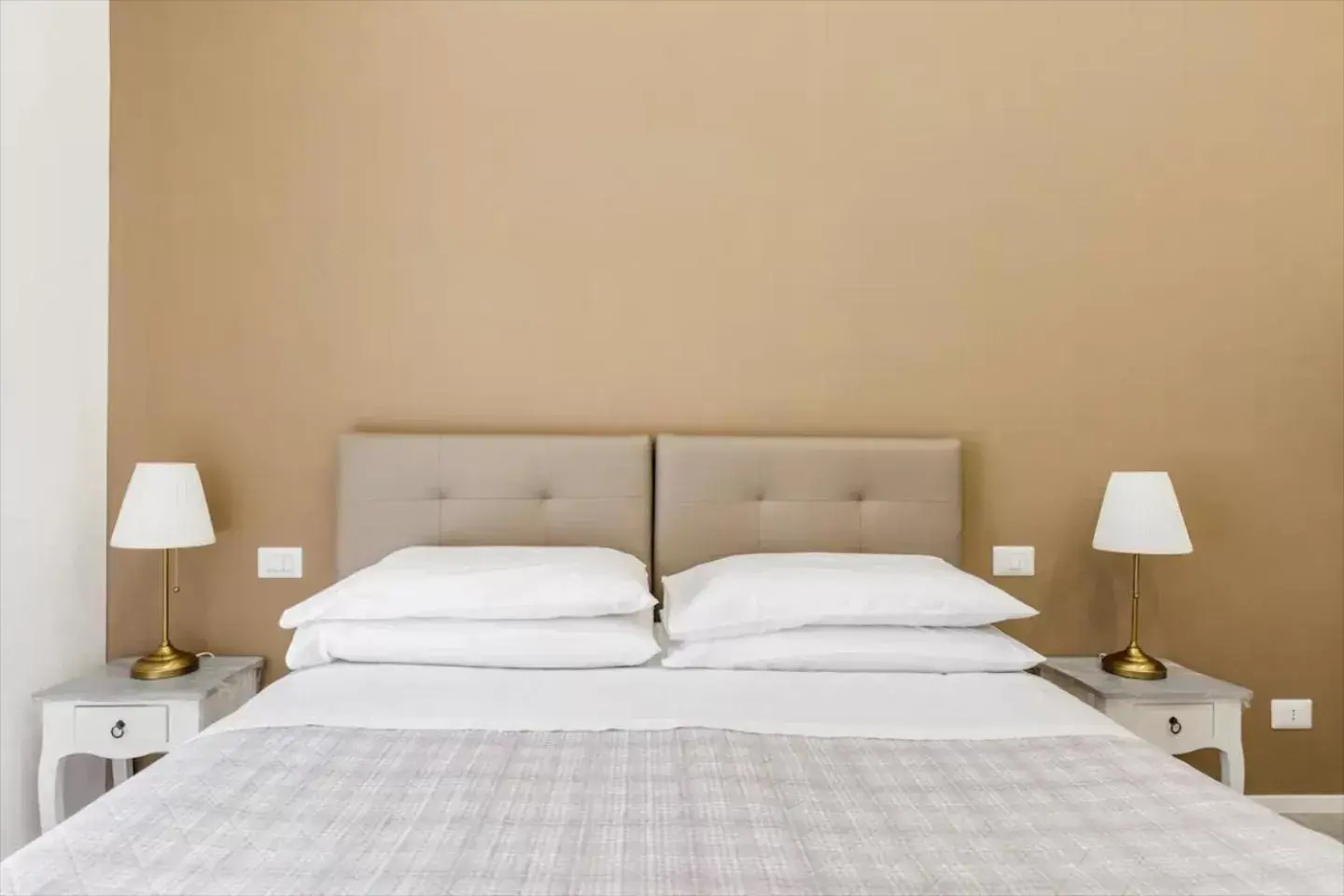 Family Room with Private Bathroom in b&b don Mimì Family Room with Private Bathroom in b&b don Mimì