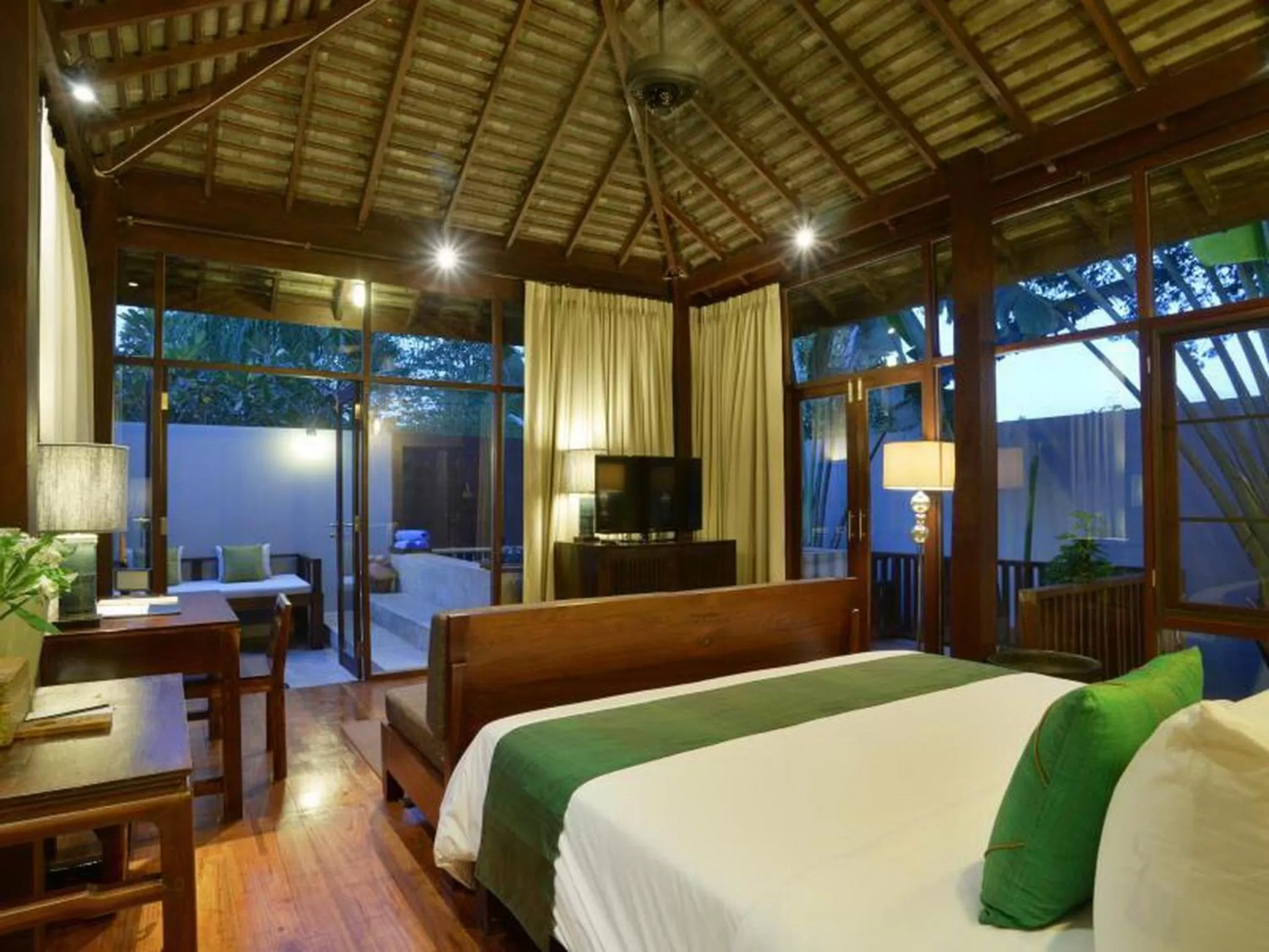 Bedroom, Bed in The Quarter Pai