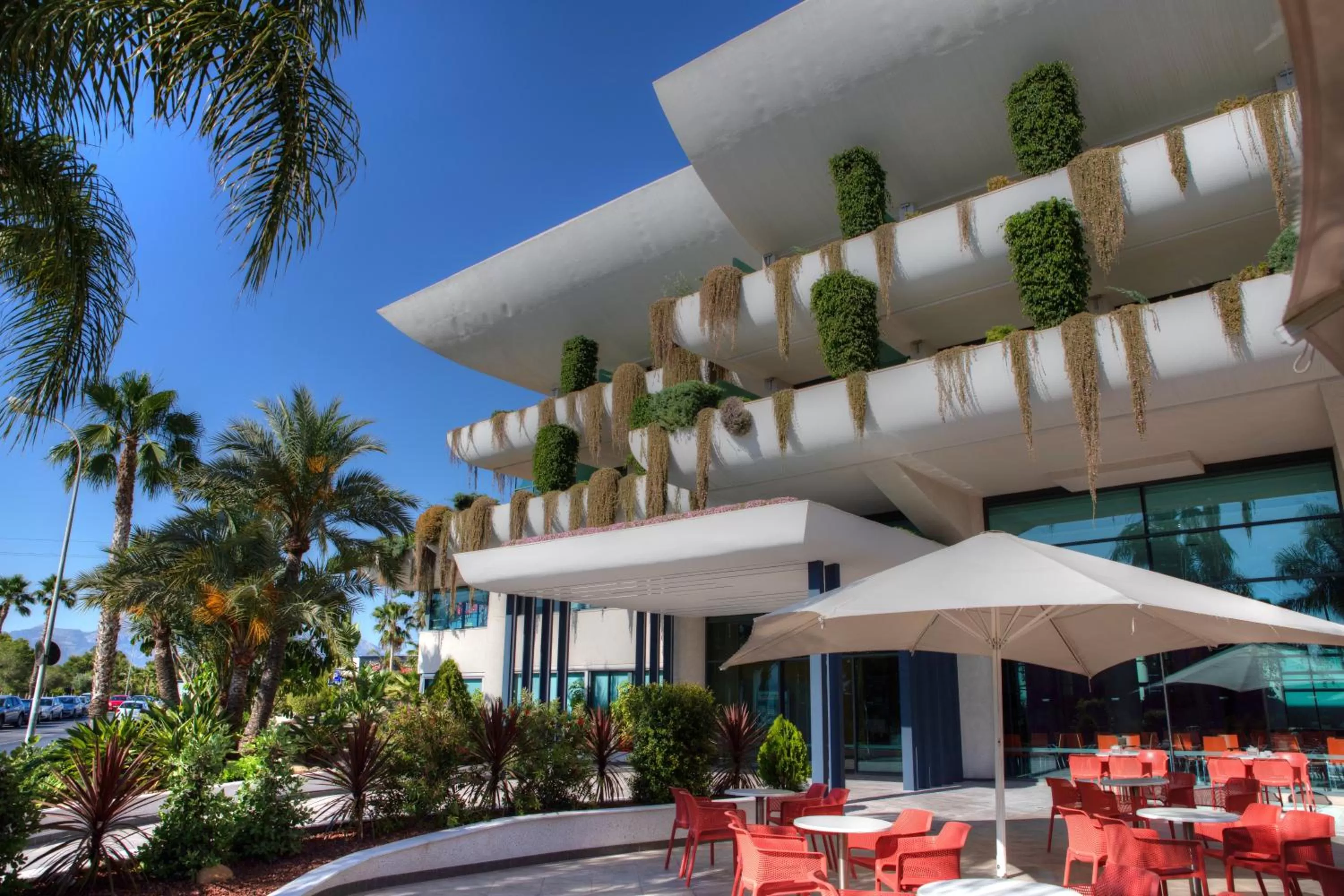 Lounge or bar in Hotel Deloix 4* Sup