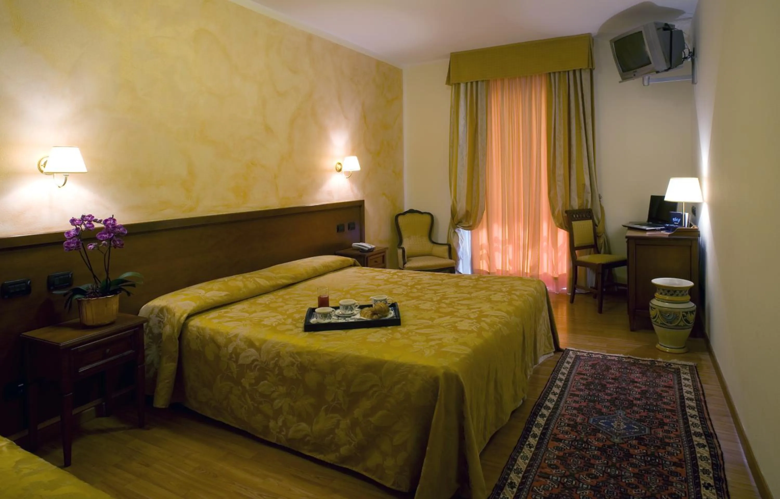 Bedroom in Hotel Scaligero
