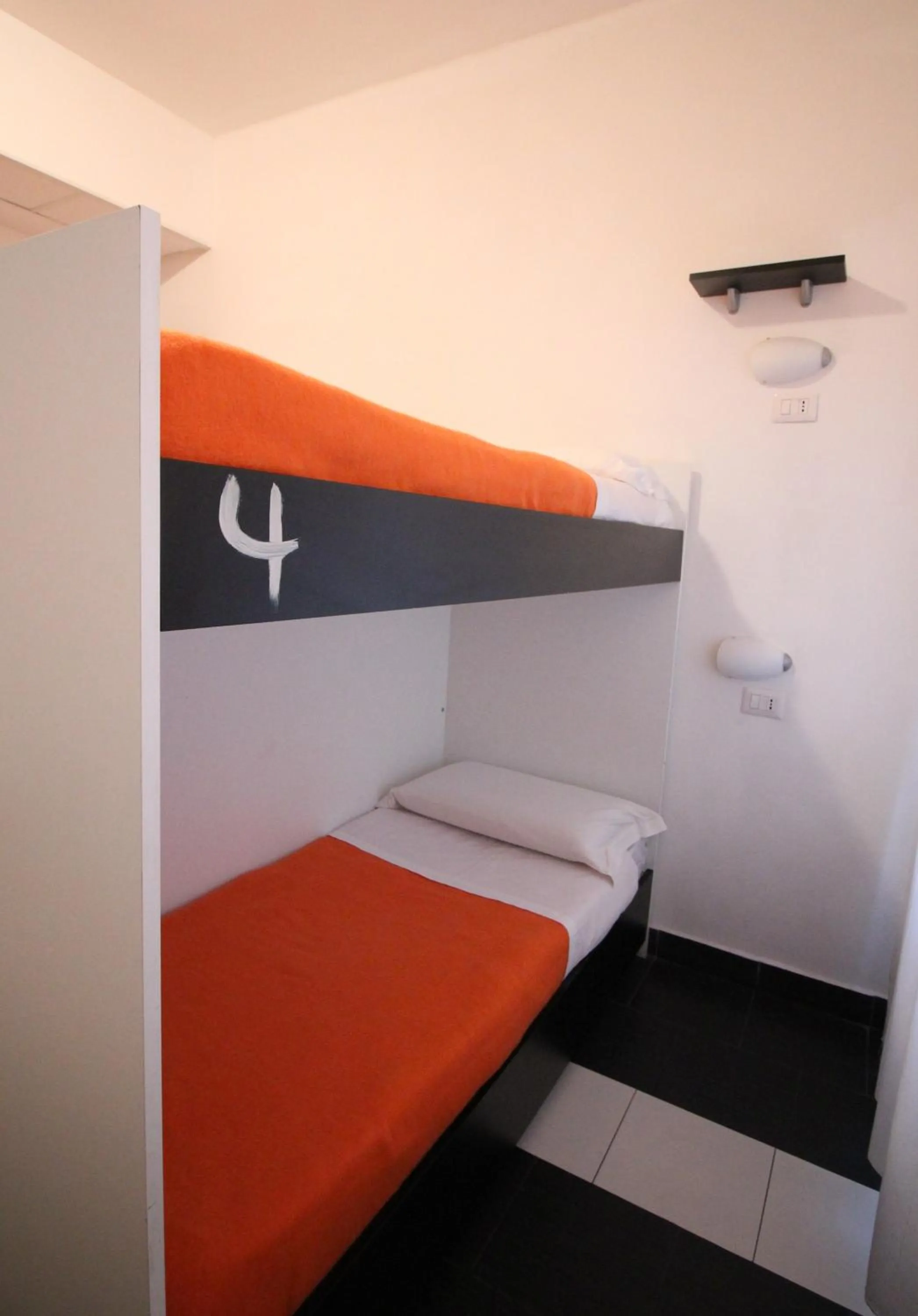 bunk bed, Bed in NEW GENERATION HOSTEL Milan center