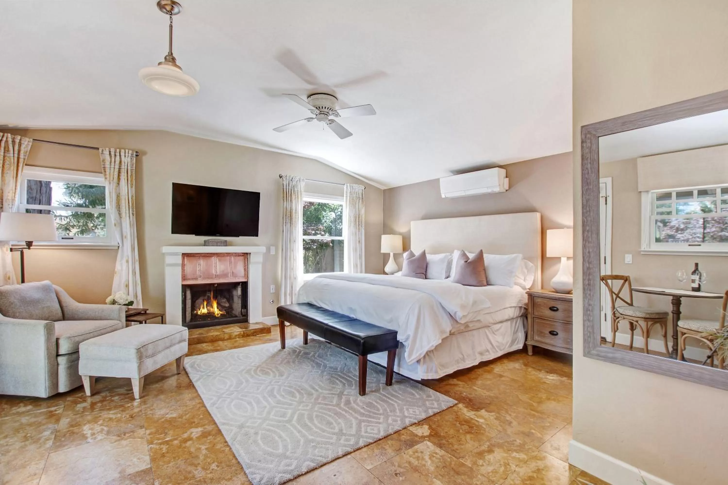 Bed in Bungalows 313