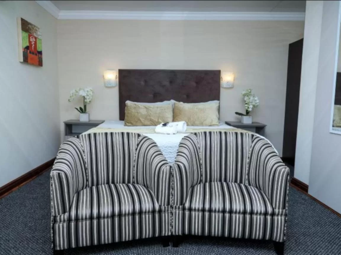 Photo of the whole room, Bed in Morning flair Bed and Breakfast