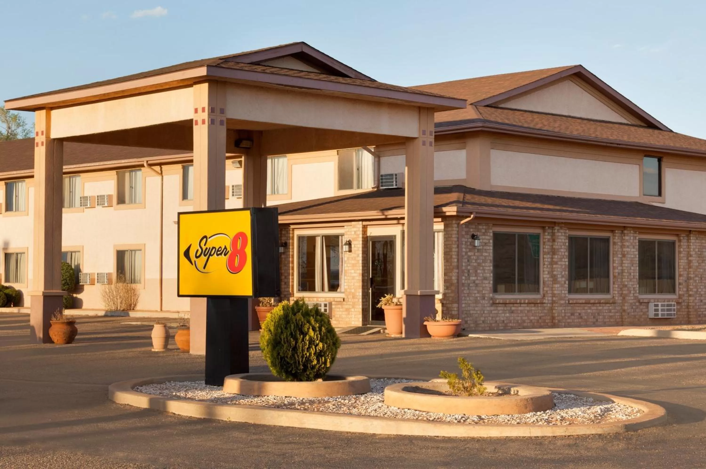 Property building in Super 8 by Wyndham Tucumcari