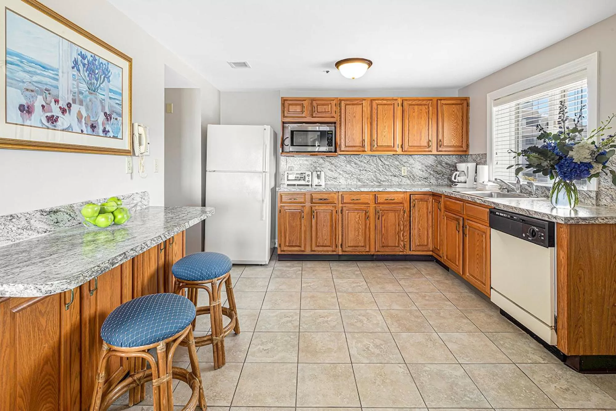 Kitchen or kitchenette in Wellington Resort