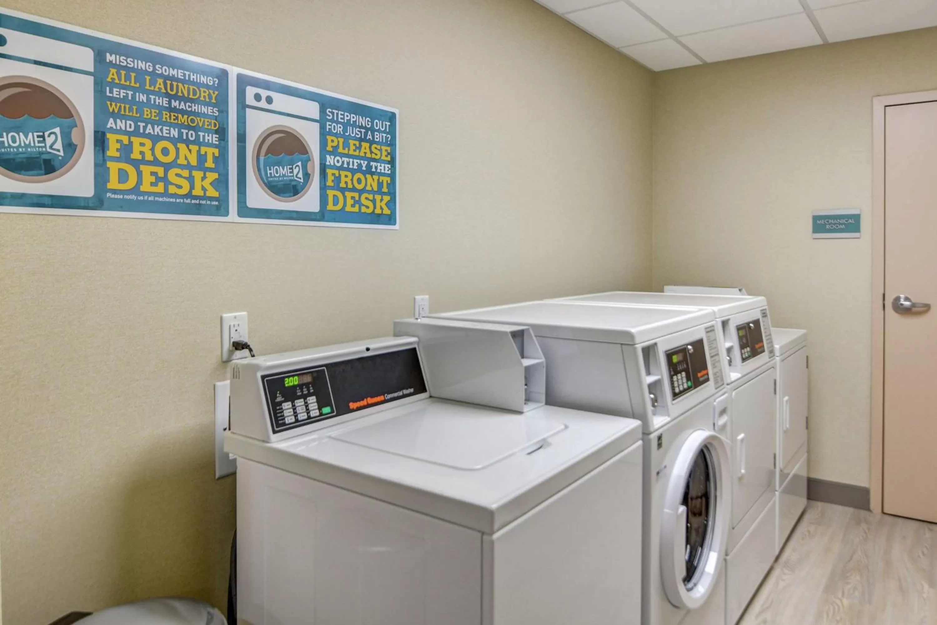 Property building in Home2 Suites By Hilton Foley