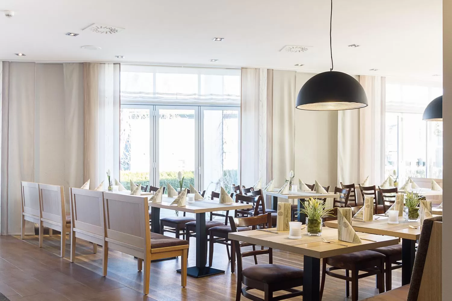 Restaurant/places to eat in AKZENT Hotel Zur Post